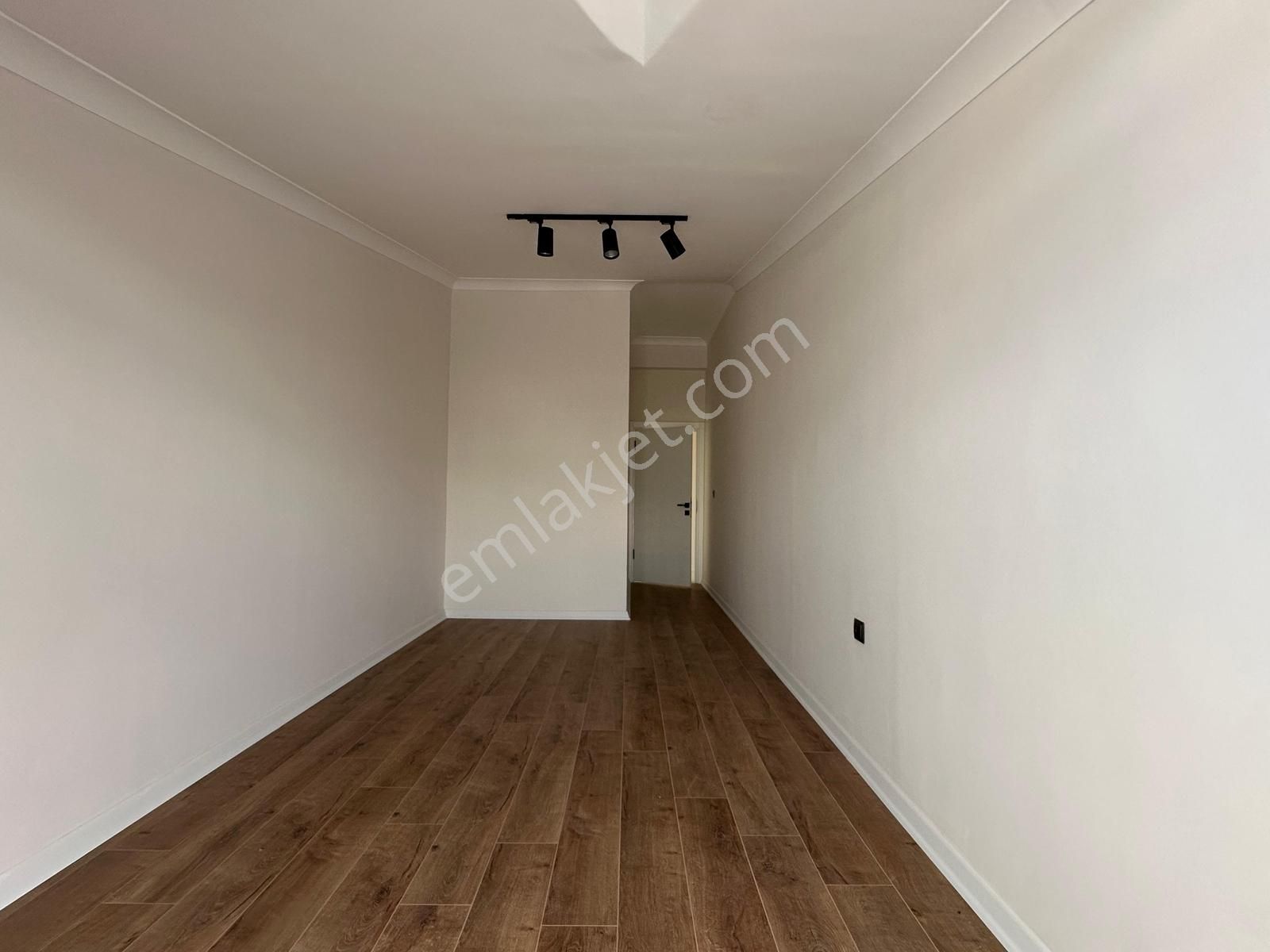 Kumsaldan Akçay'da Kapalı Otoparklı Giyinme Odalı_2+1_lüx Dublex - Görsel 17