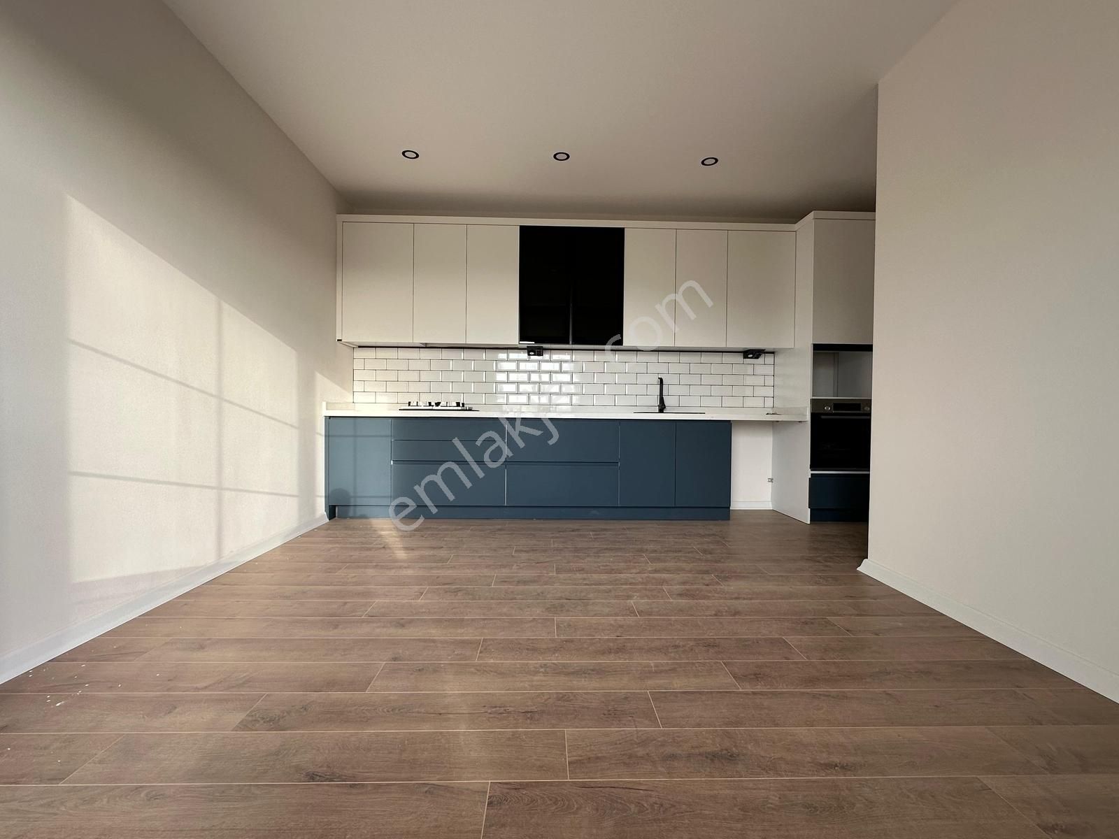 Kumsaldan Akçay'da Kapalı Otoparklı Giyinme Odalı_2+1_lüx Dublex - Görsel 15