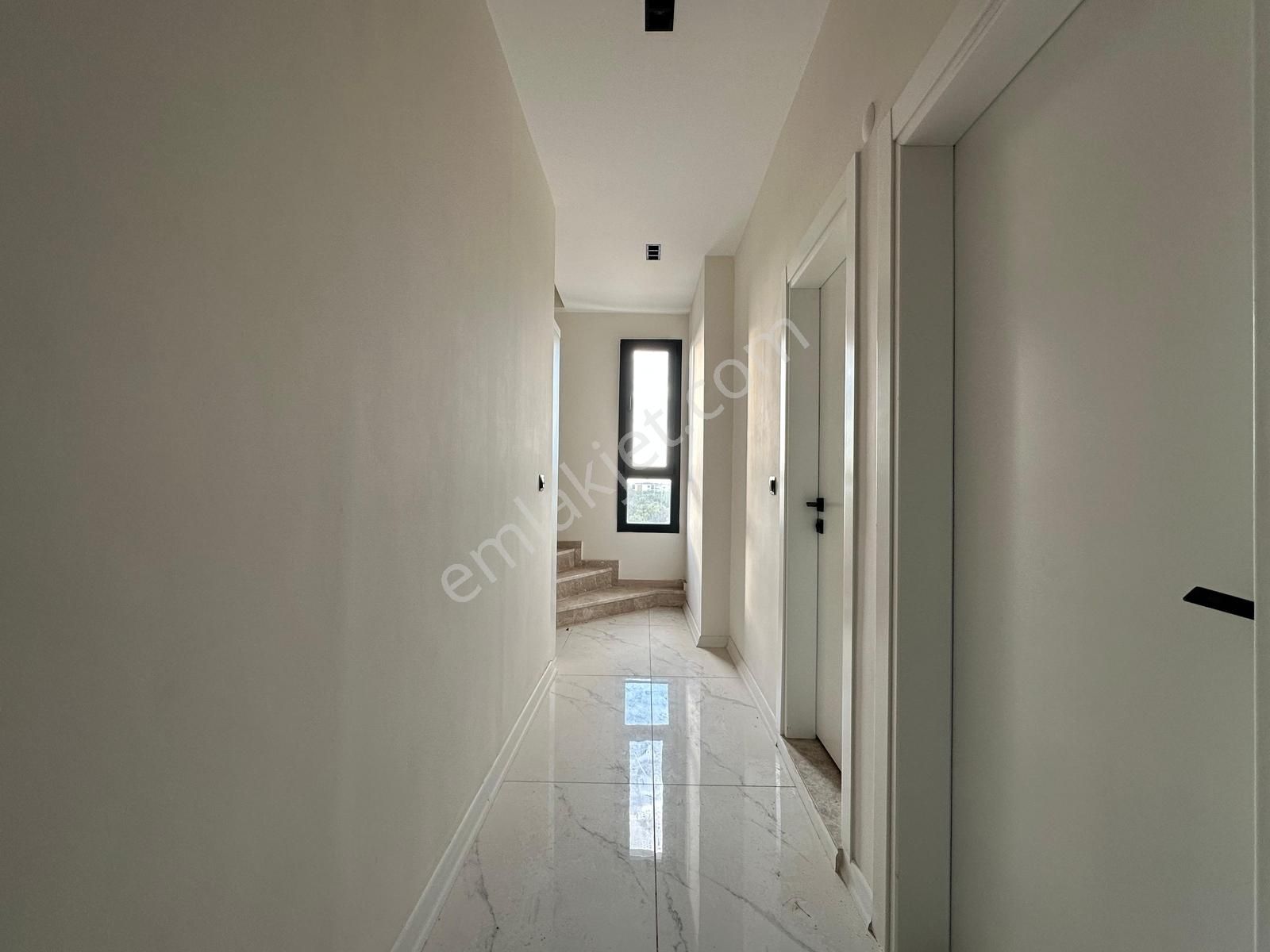 Kumsaldan Akçay'da Kapalı Otoparklı Giyinme Odalı_2+1_lüx Dublex - Görsel 28