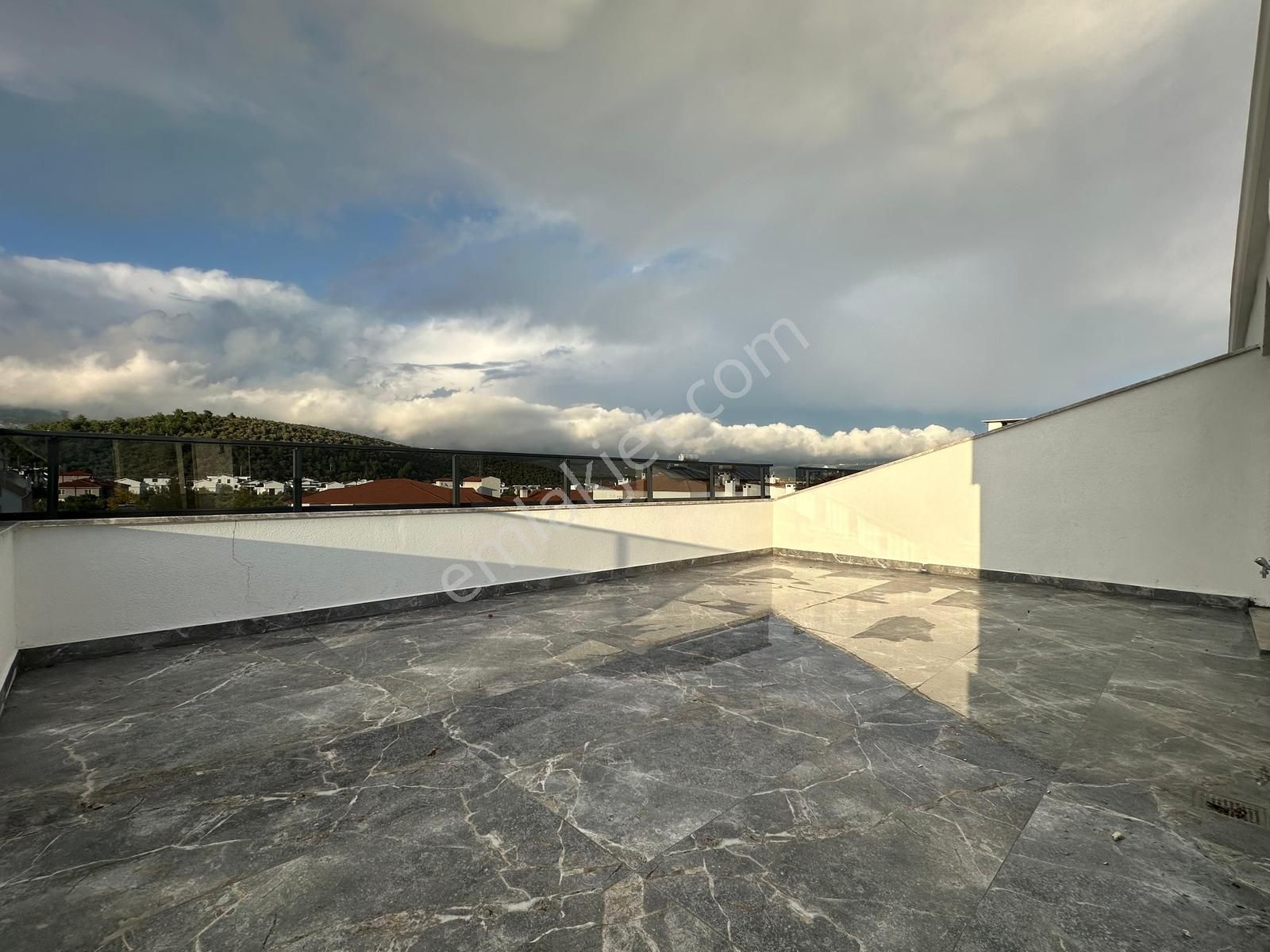 Kumsaldan Akçay'da Kapalı Otoparklı Giyinme Odalı_2+1_lüx Dublex - Görsel 25