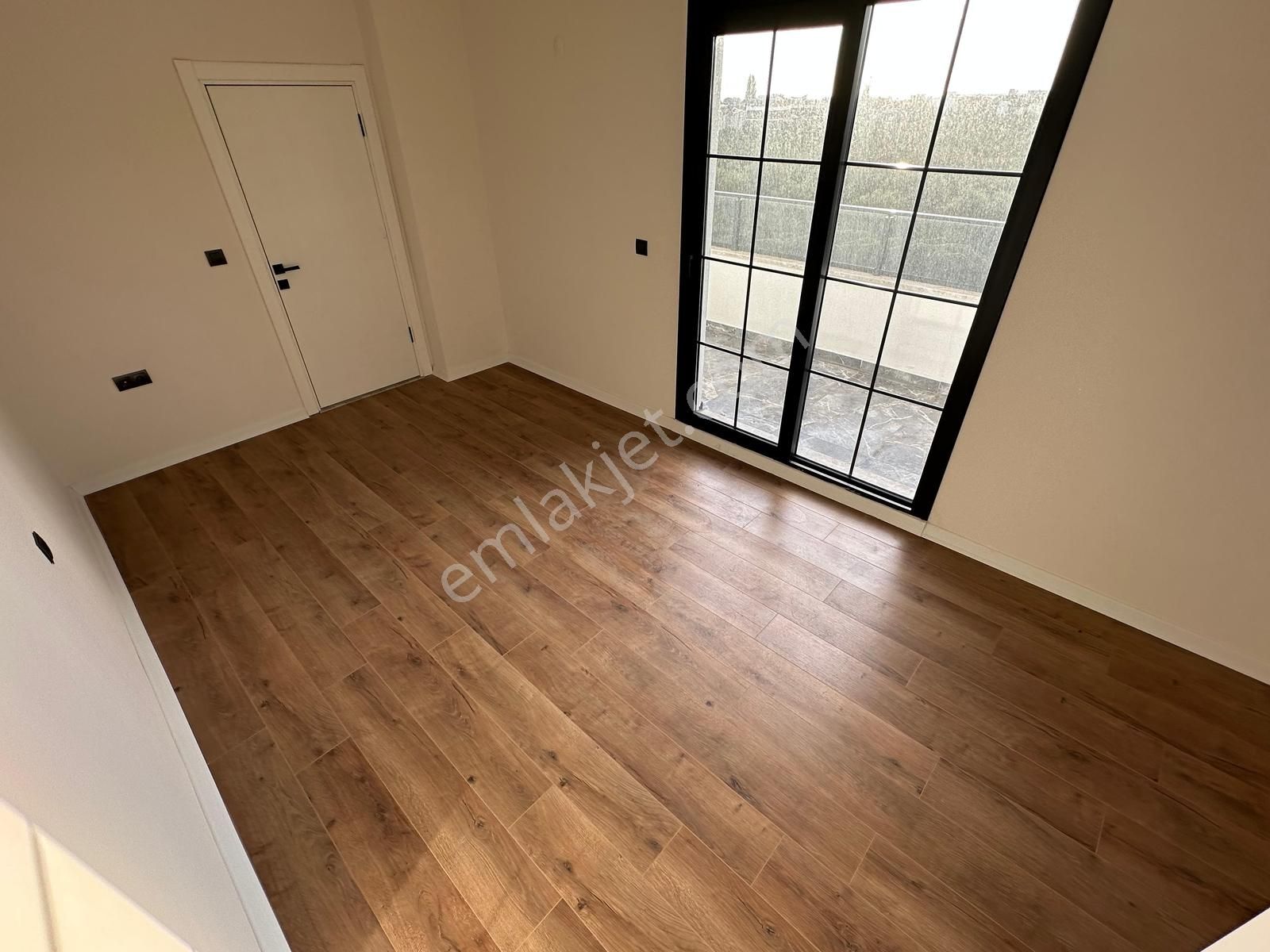 Kumsaldan Akçay'da Kapalı Otoparklı Giyinme Odalı_2+1_lüx Dublex - Görsel 6