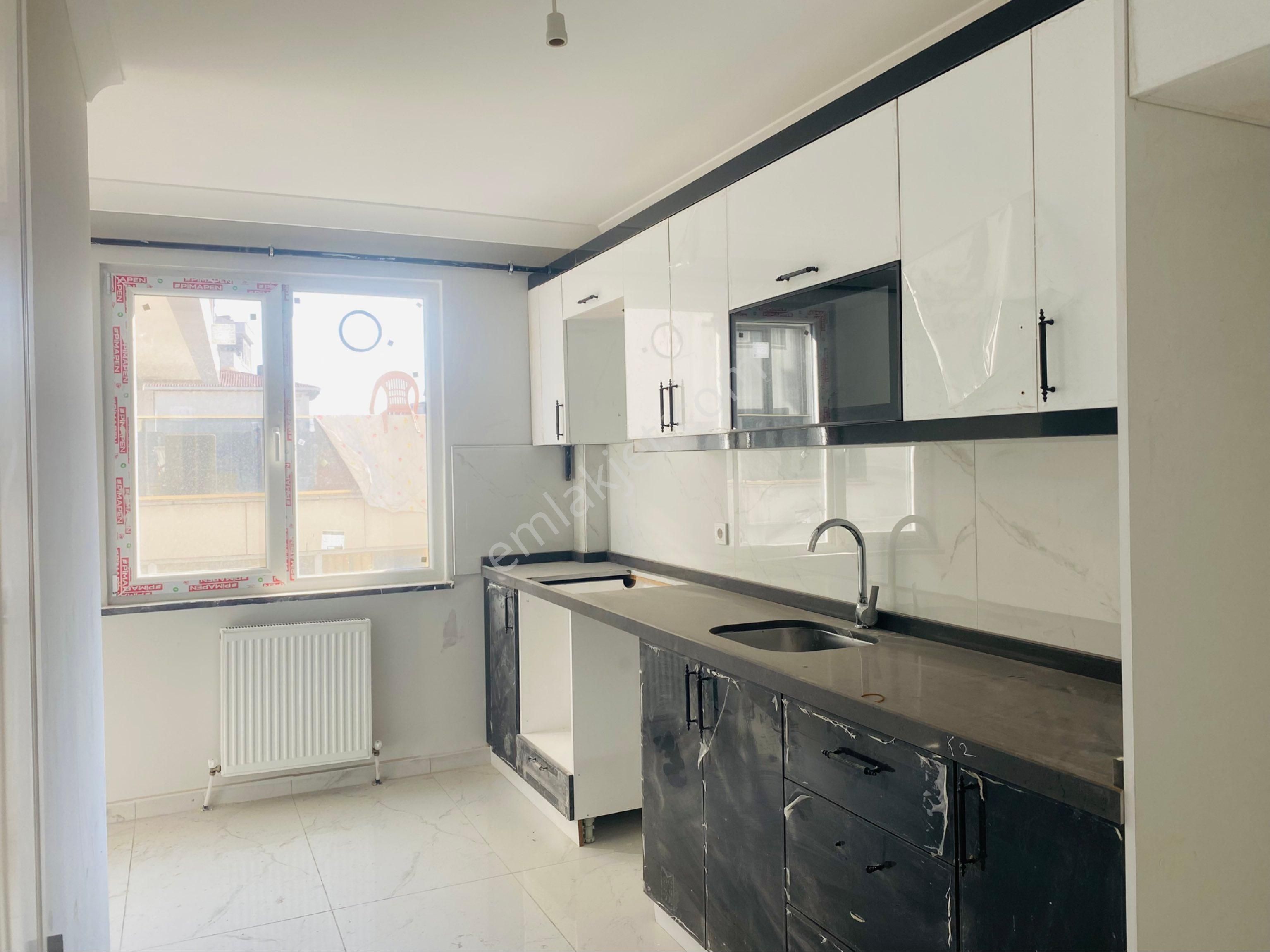 Mimarsinan Mah.kiralık 2+1 Cadde Üzerinde Arakat Daire - Görsel 24