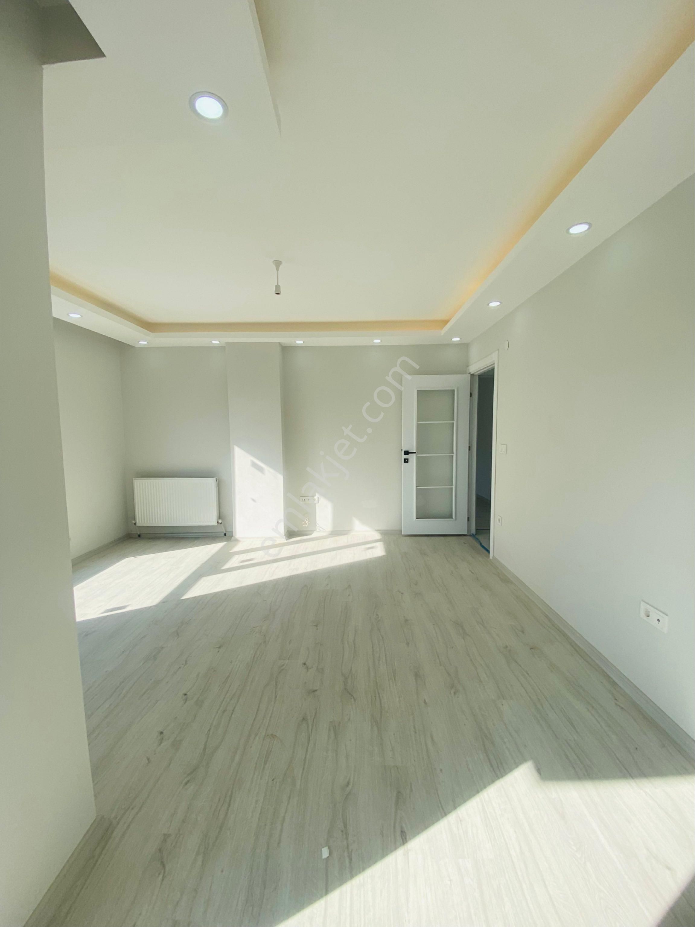 Mimarsinan Mah.kiralık 2+1 Cadde Üzerinde Arakat Daire - Görsel 4