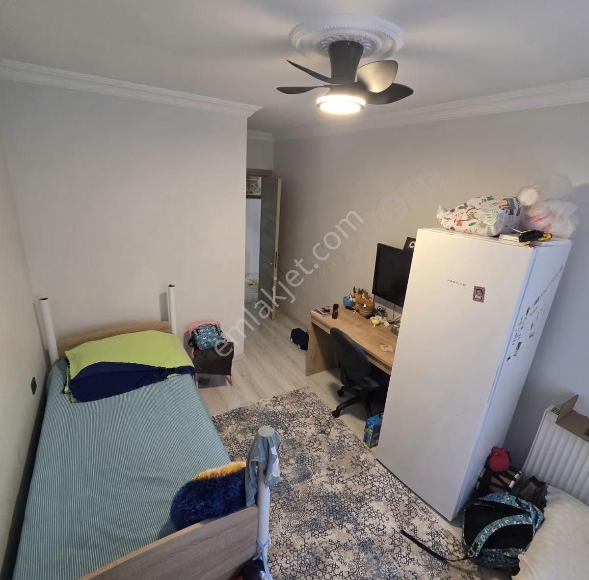 Burhaniye Merkezde Her Yere Yakın Ayrı Mutfak 3+1 Daire - Görsel 6