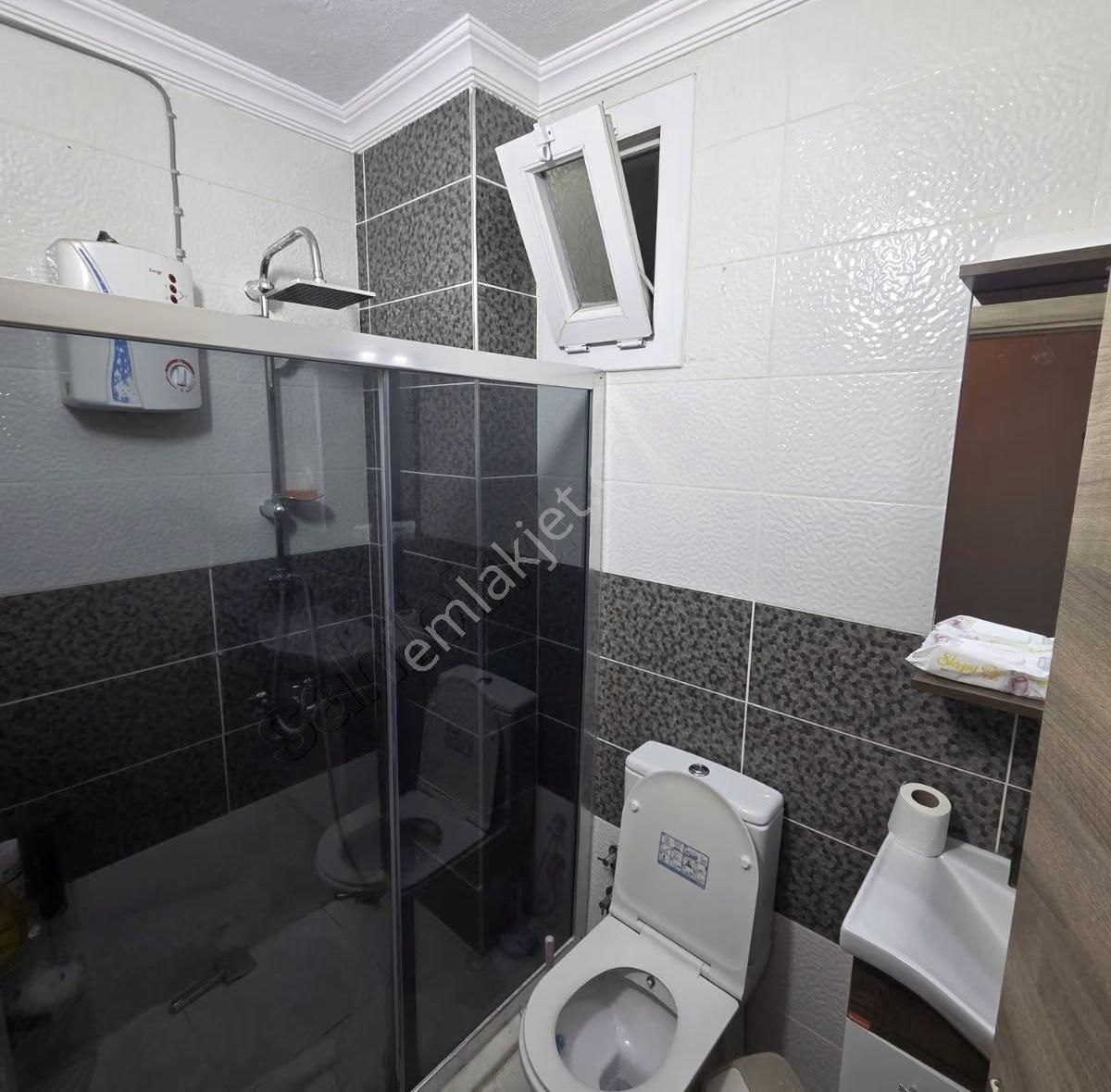 Burhaniye Merkezde Her Yere Yakın Ayrı Mutfak 3+1 Daire - Görsel 22