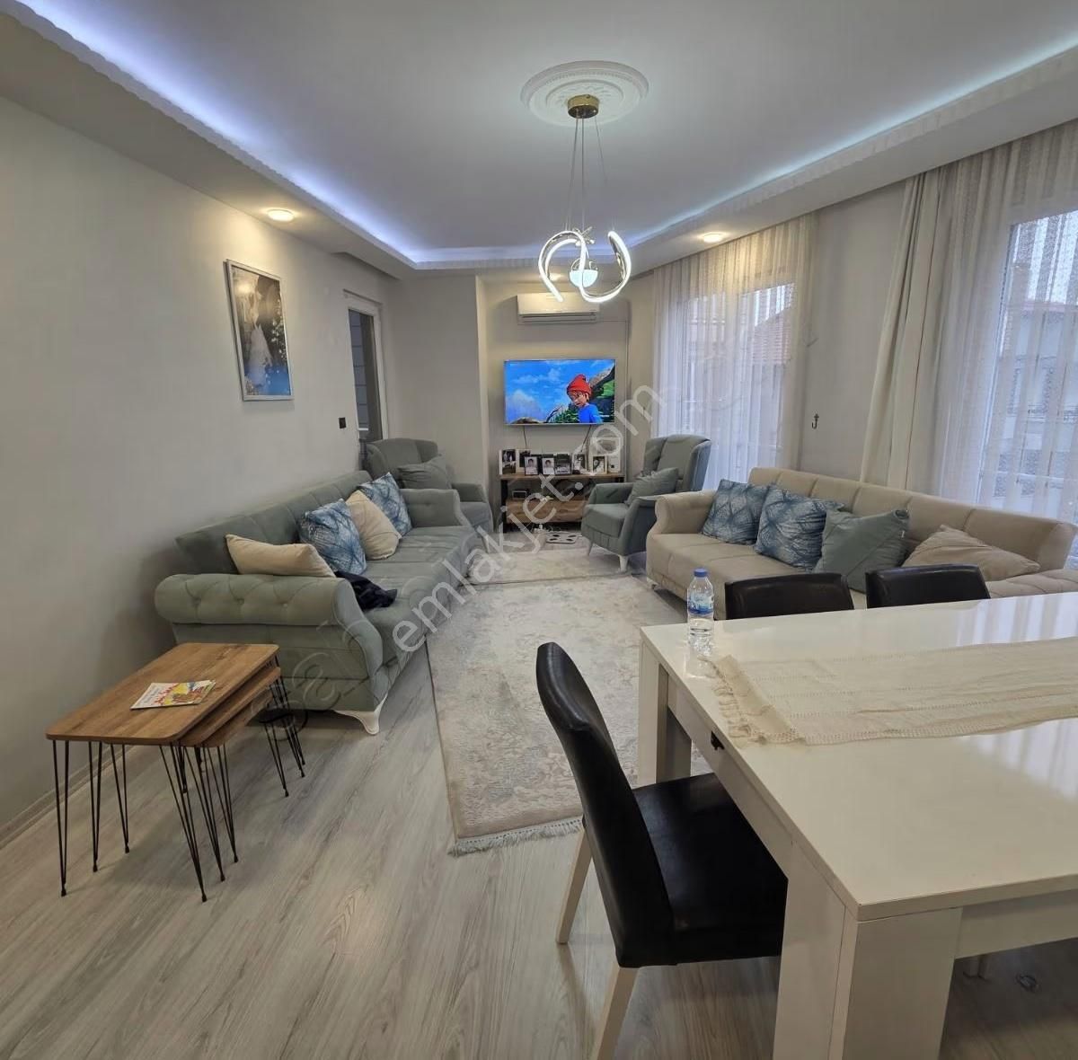 Burhaniye Merkezde Her Yere Yakın Ayrı Mutfak 3+1 Daire - Görsel 17