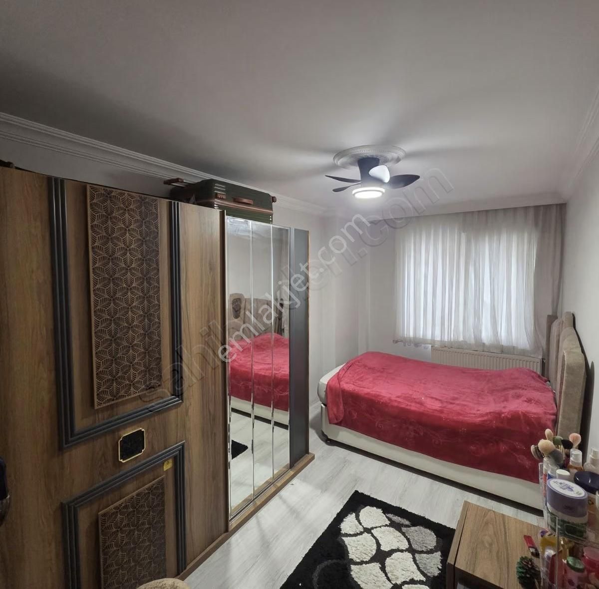 Burhaniye Merkezde Her Yere Yakın Ayrı Mutfak 3+1 Daire - Görsel 30