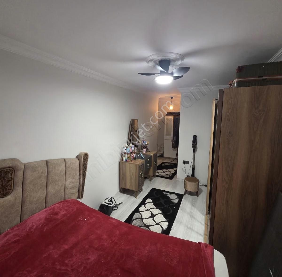 Burhaniye Merkezde Her Yere Yakın Ayrı Mutfak 3+1 Daire - Görsel 12