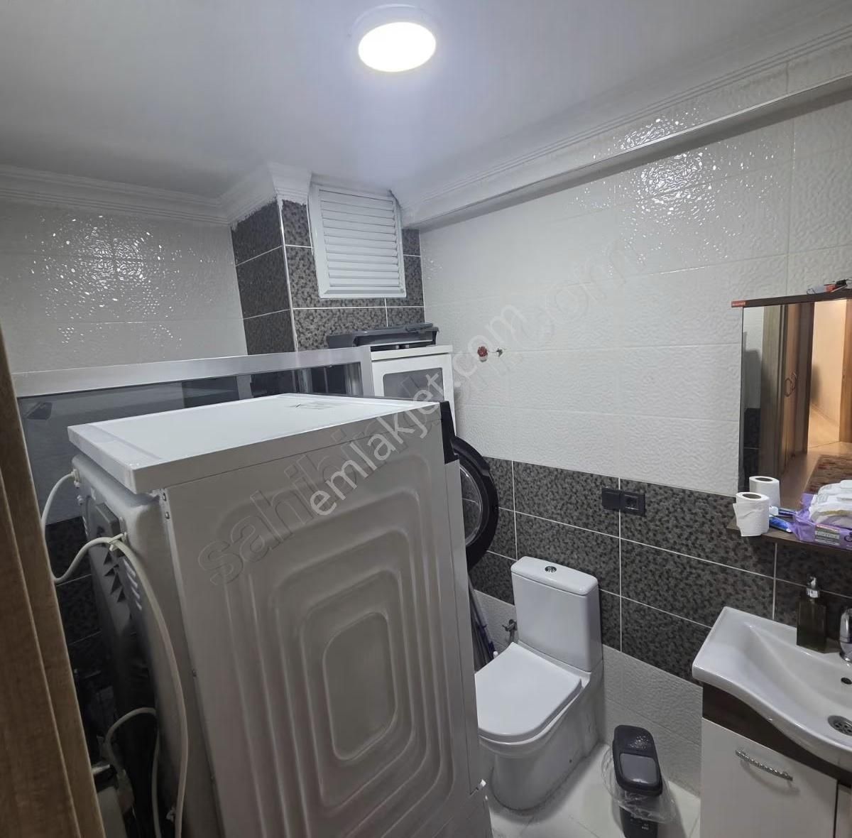 Burhaniye Merkezde Her Yere Yakın Ayrı Mutfak 3+1 Daire - Görsel 31