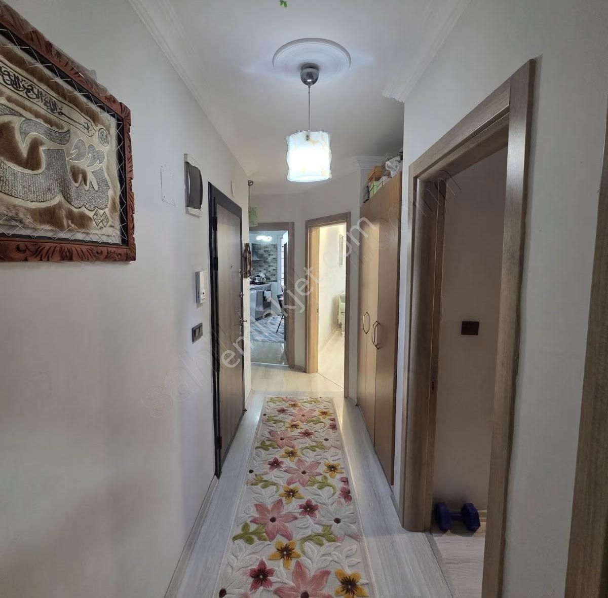 Burhaniye Merkezde Her Yere Yakın Ayrı Mutfak 3+1 Daire - Görsel 16