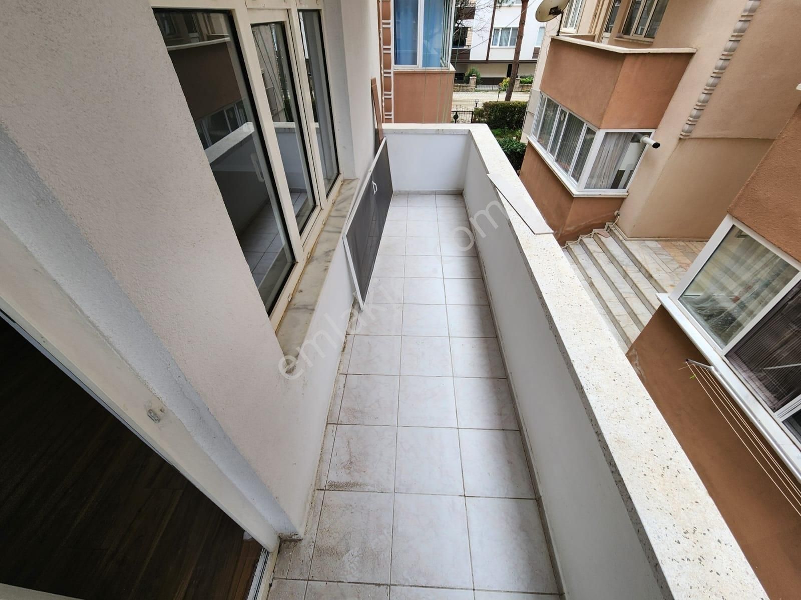 Kumsaldan Muhteşem Genişlikte_3+1_ön Cephe Ara Kat Satılık Daire - Görsel 19
