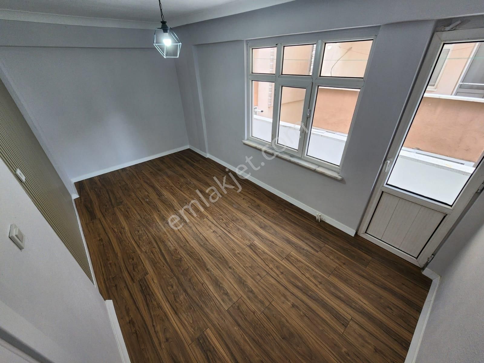 Kumsaldan Muhteşem Genişlikte_3+1_ön Cephe Ara Kat Satılık Daire - Görsel 10