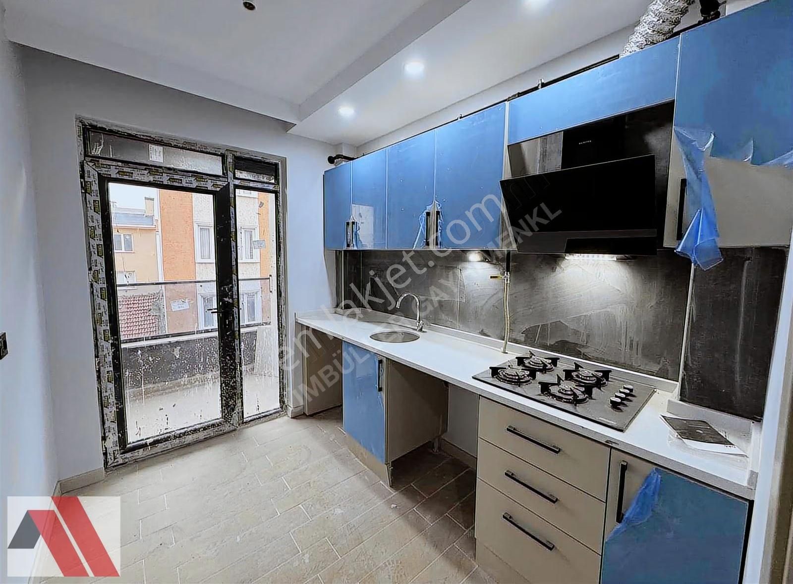 Sümbüller'den Aü Yakını Z.ısıtmalı Balkonlu Geniş Fırsat Şık 2+0