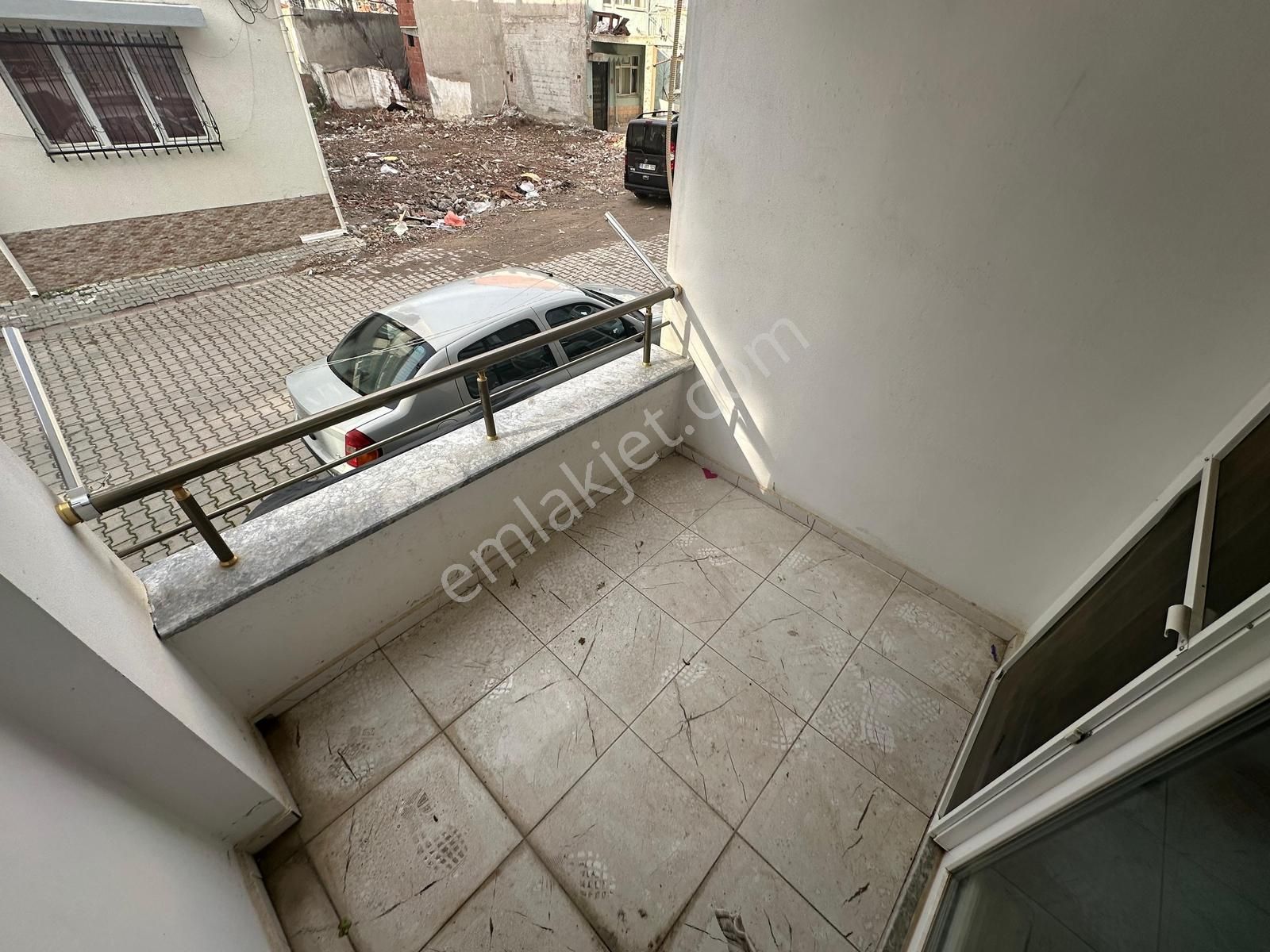 Kumsaldan Edremit'te 5 Yaşında Ön Cephe Fırsat Satılık_3+1_daire - Görsel 27