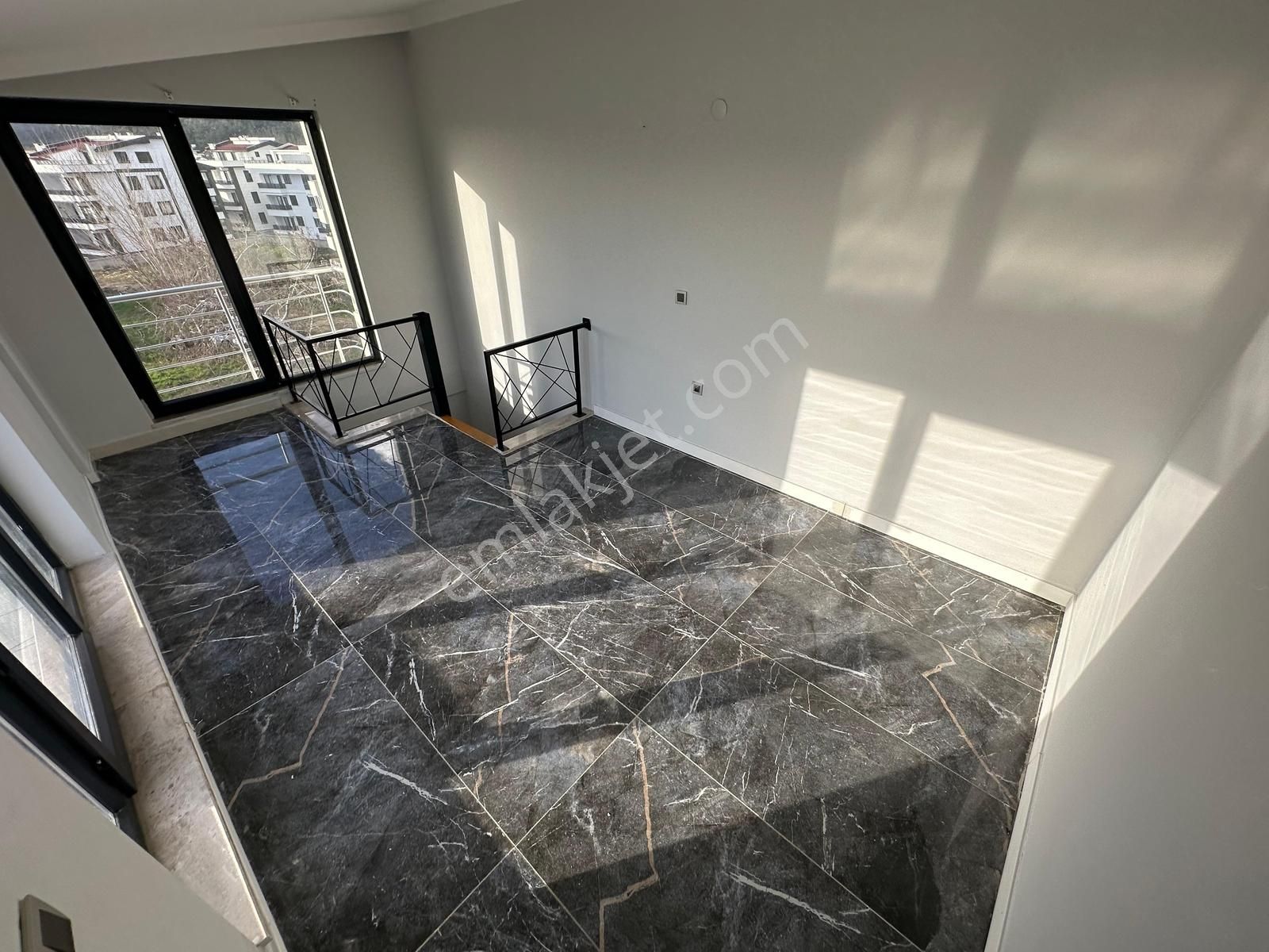 Kumsaldan Akçay Kaz Dağlarının Eteğinde 2 Yaşında_2+1_lüx Dublex - Görsel 31