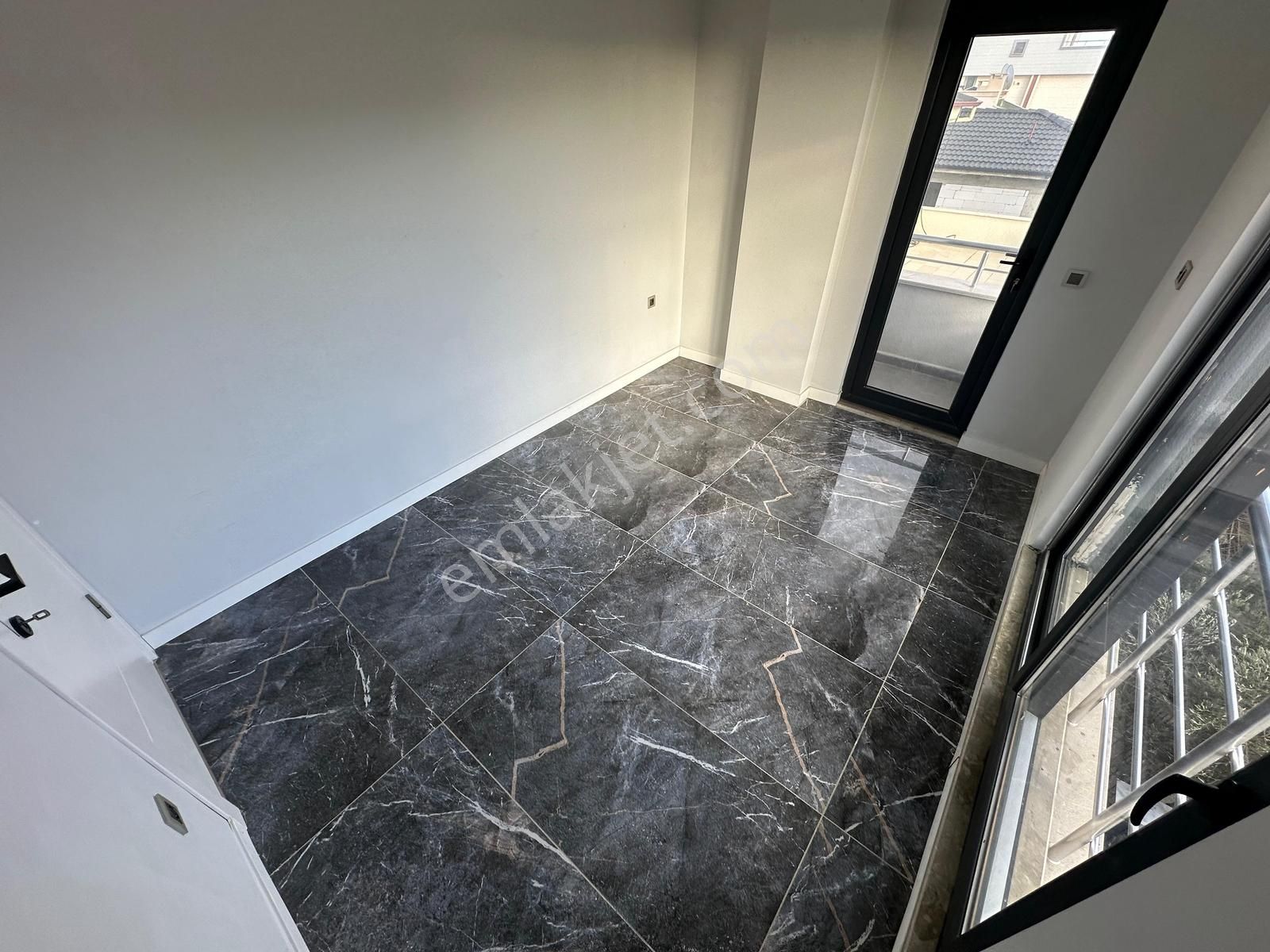 Kumsaldan Akçay Kaz Dağlarının Eteğinde 2 Yaşında_2+1_lüx Dublex - Görsel 10