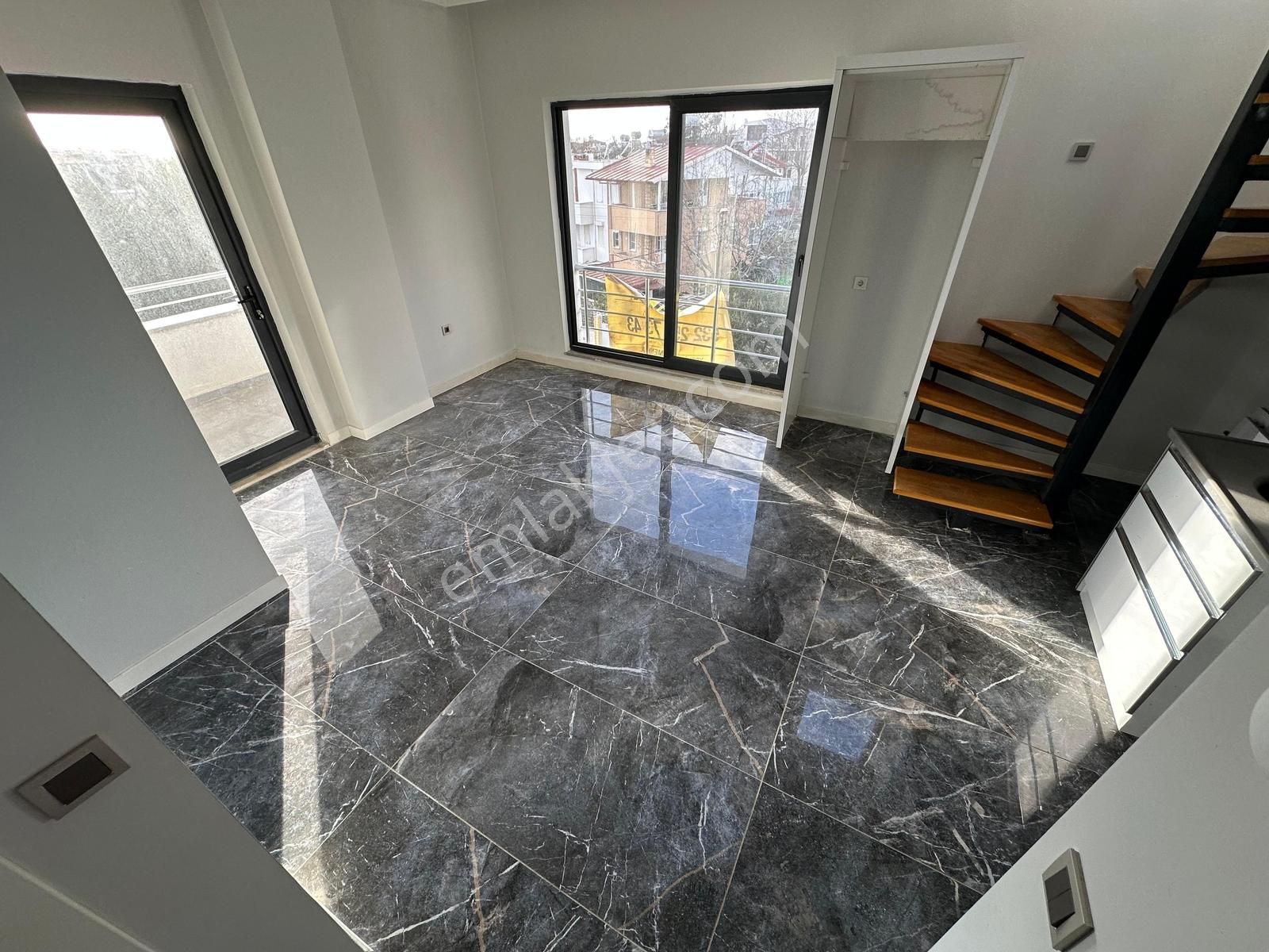 Kumsaldan Akçay Kaz Dağlarının Eteğinde 2 Yaşında_2+1_lüx Dublex - Görsel 16