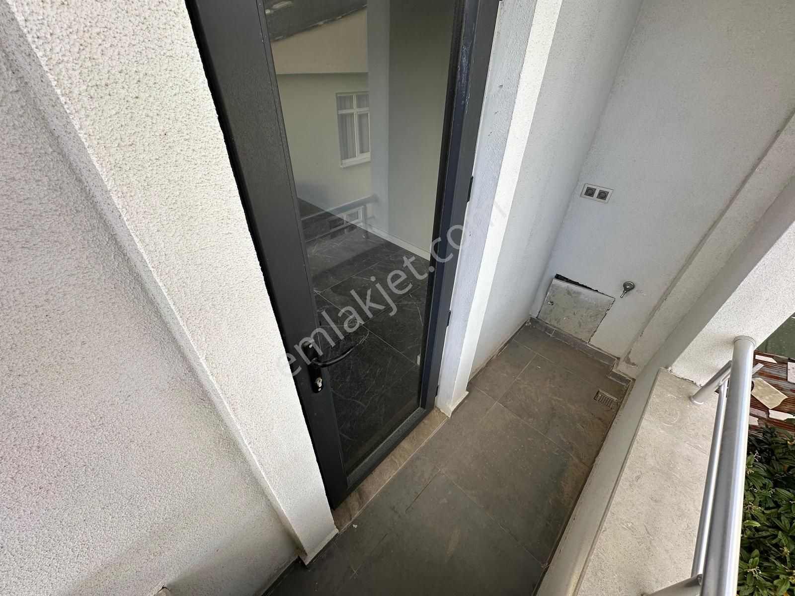 Kumsaldan Akçay Kaz Dağlarının Eteğinde 2 Yaşında_2+1_lüx Dublex - Görsel 27