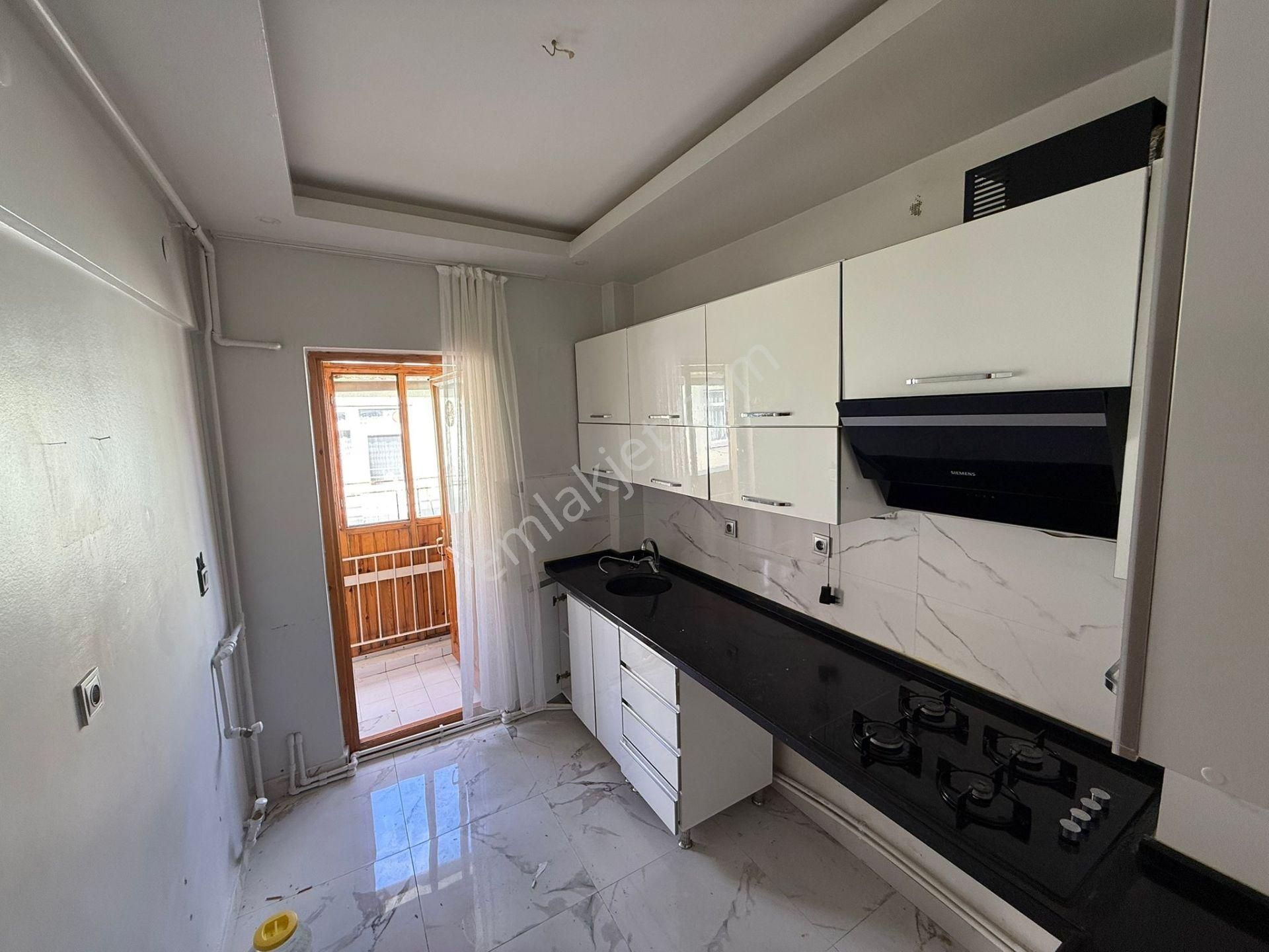 Aşağı Eğlence Meşeli Sok.'da 3+1 Bağımsız Manzaralı Acil !! - Görsel 16