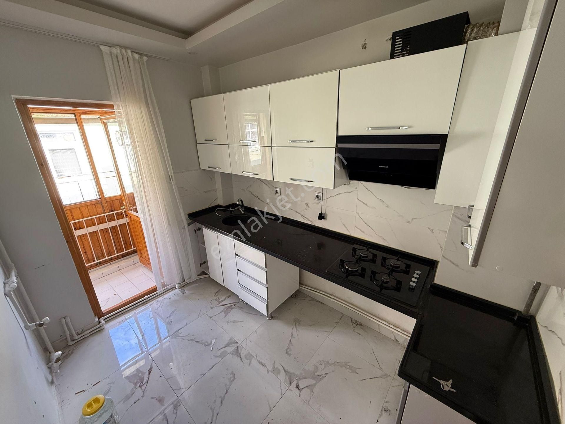 Aşağı Eğlence Meşeli Sok.'da 3+1 Bağımsız Manzaralı Acil !! - Görsel 10