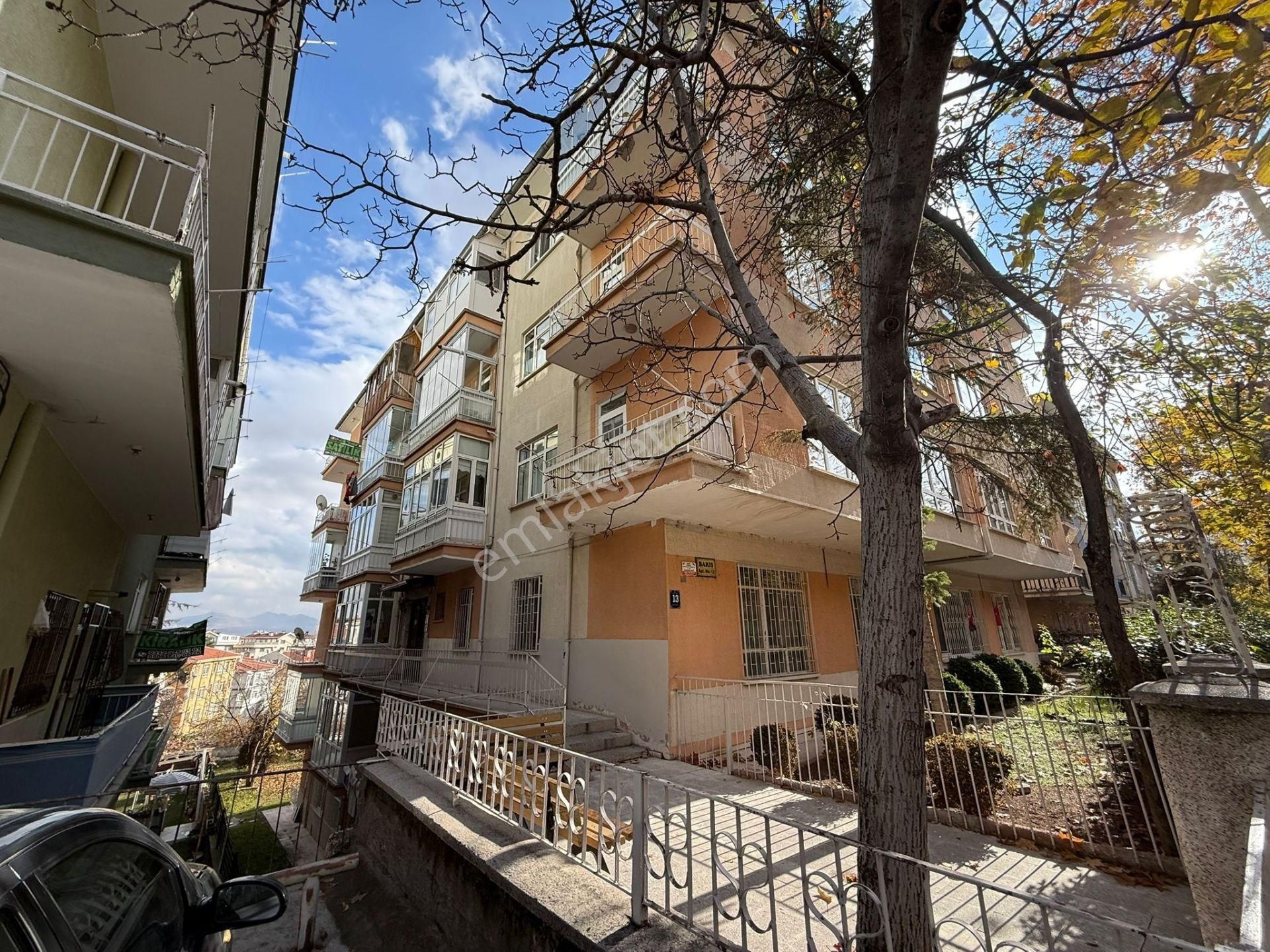 Aşağı Eğlence Meşeli Sok.'da 3+1 Bağımsız Manzaralı Acil !! - Görsel 11