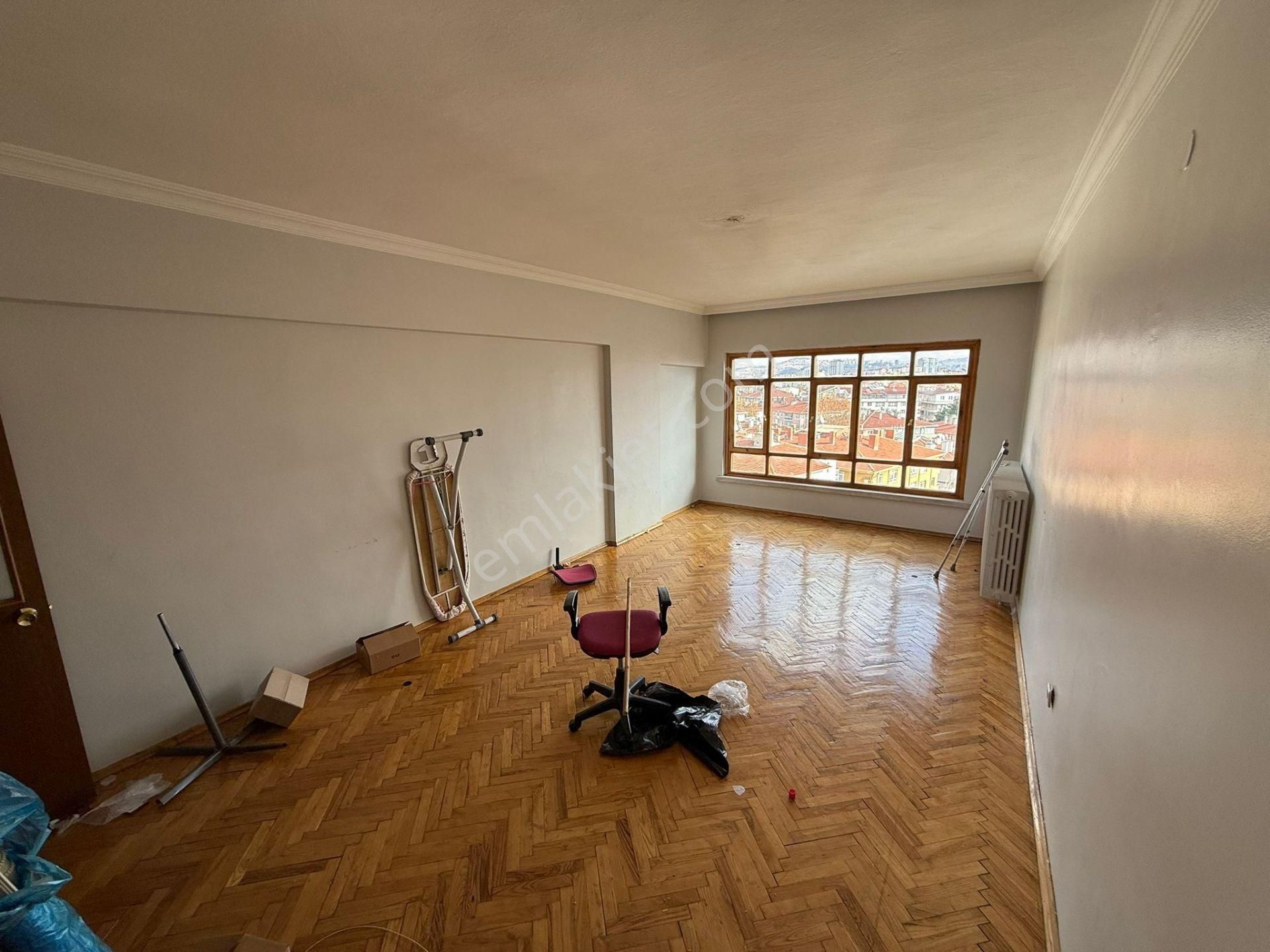 Aşağı Eğlence Meşeli Sok.'da 3+1 Bağımsız Manzaralı Acil !! - Görsel 4