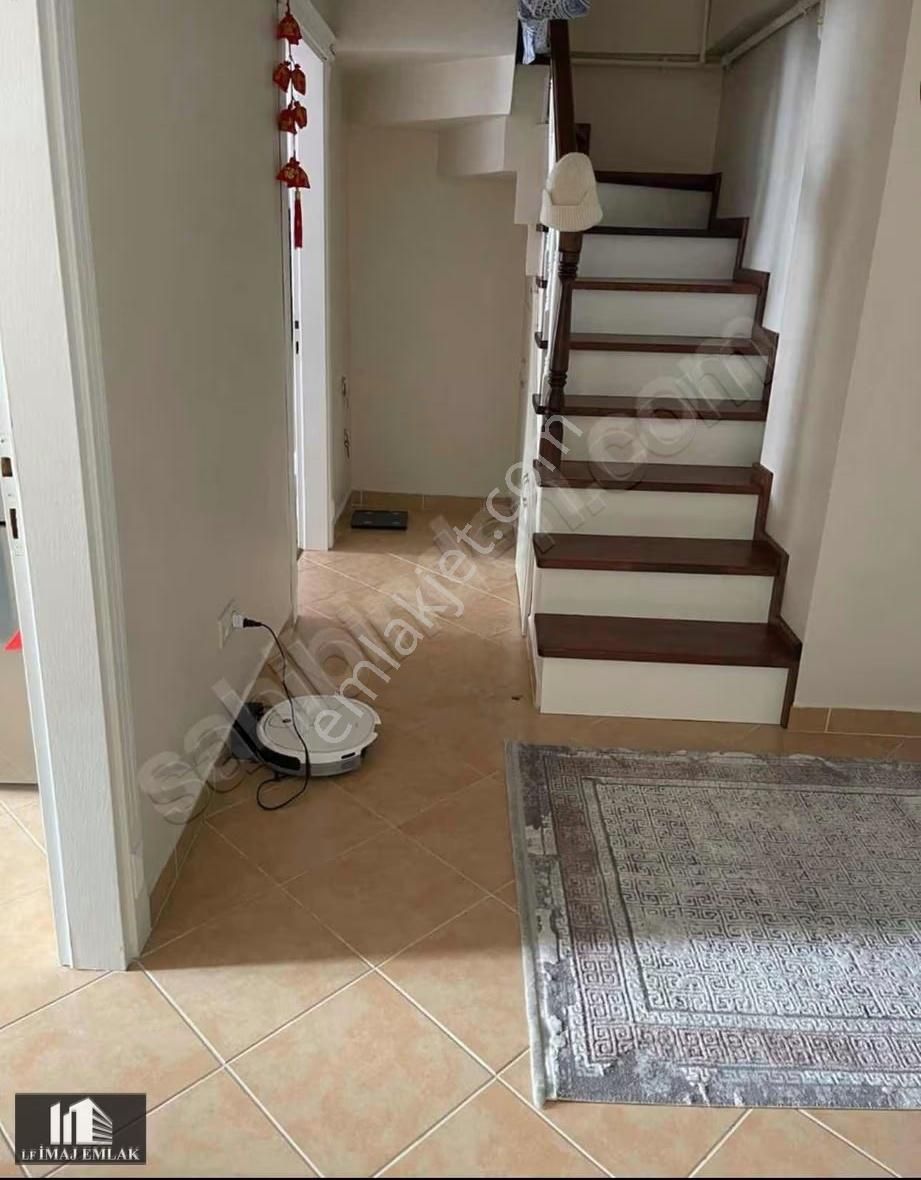 Ümraniye Tantavi De 5+2 200 M2 Net Geniş Odalı Bakımlı Dubleks - Görsel 17