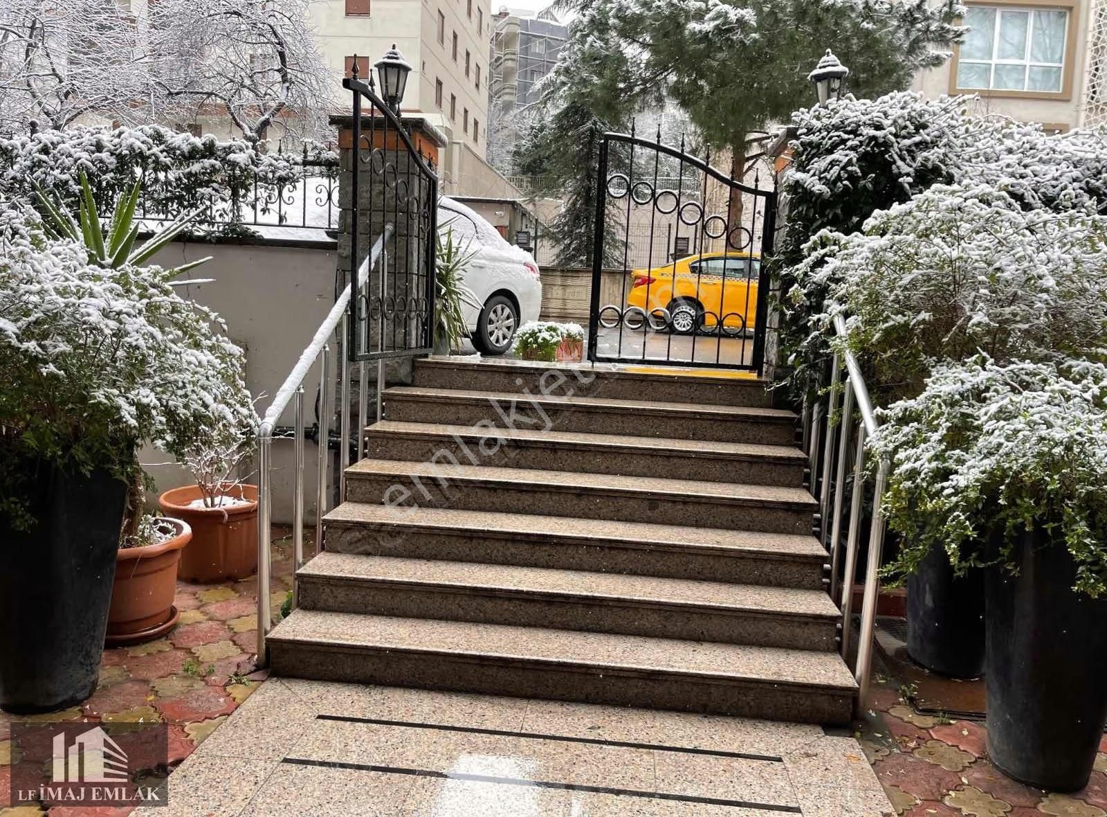 Ümraniye Tantavi De 5+2 200 M2 Net Geniş Odalı Bakımlı Dubleks - Görsel 20