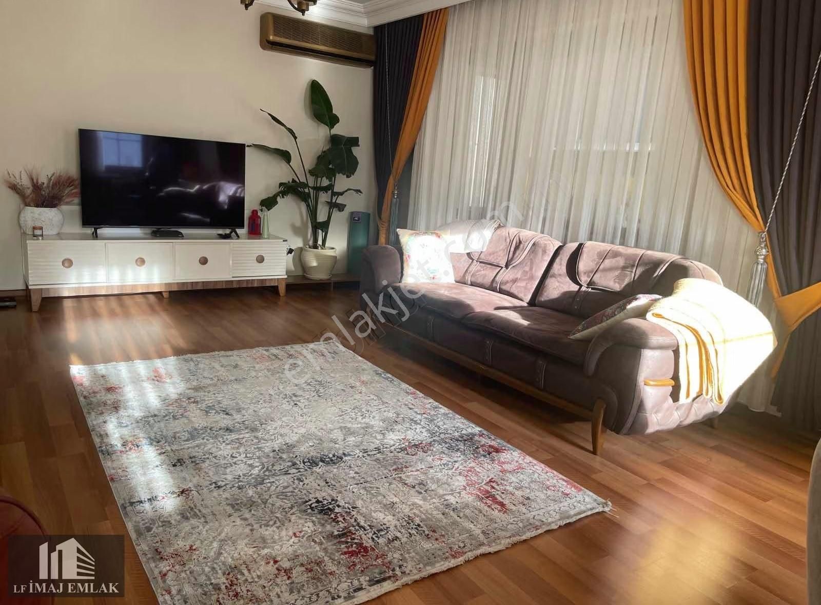 Ümraniye Tantavi De 5+2 200 M2 Net Geniş Odalı Bakımlı Dubleks - Görsel 18