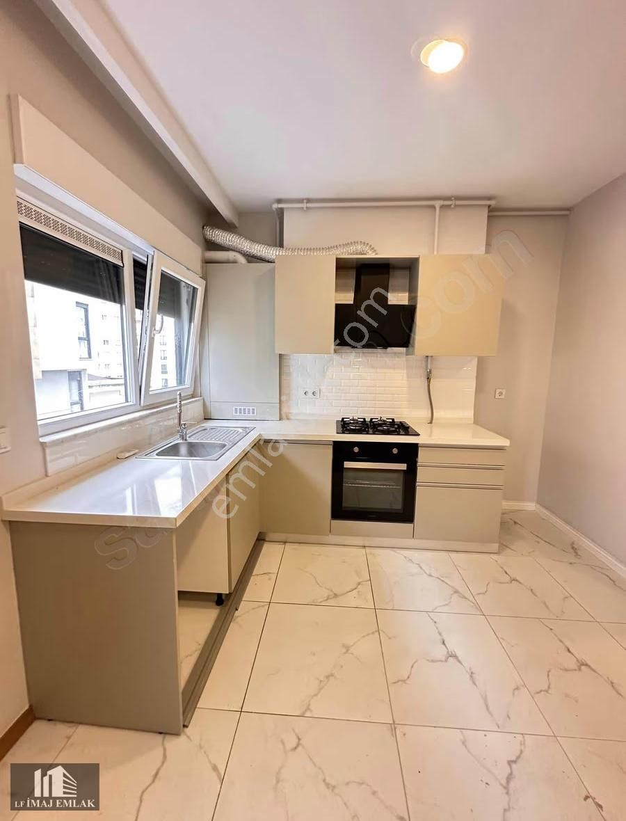 Caddebostan Sahilde Yeni Bina 1+1 60 M2 Ebeveynli Boş - Görsel 17