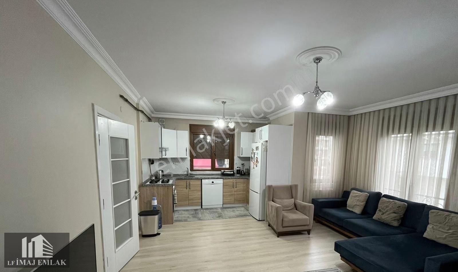 Lf İmaj Bostancı'da 2+1 Balkonlu Yarı Açık Mutfaklı Yeni Binada - Görsel 2