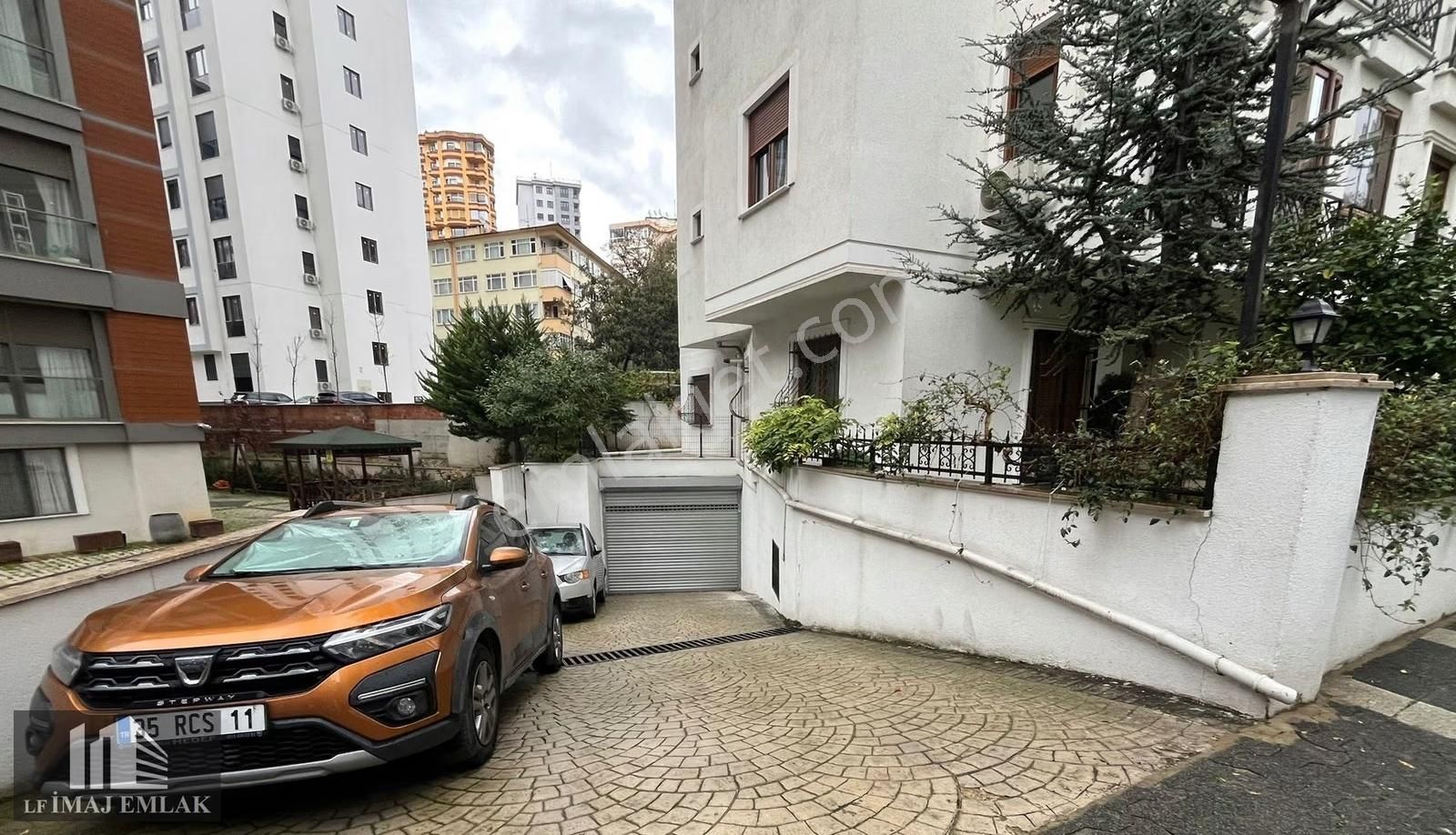 Lf İmaj Bostancı'da 2+1 Balkonlu Yarı Açık Mutfaklı Yeni Binada - Görsel 5