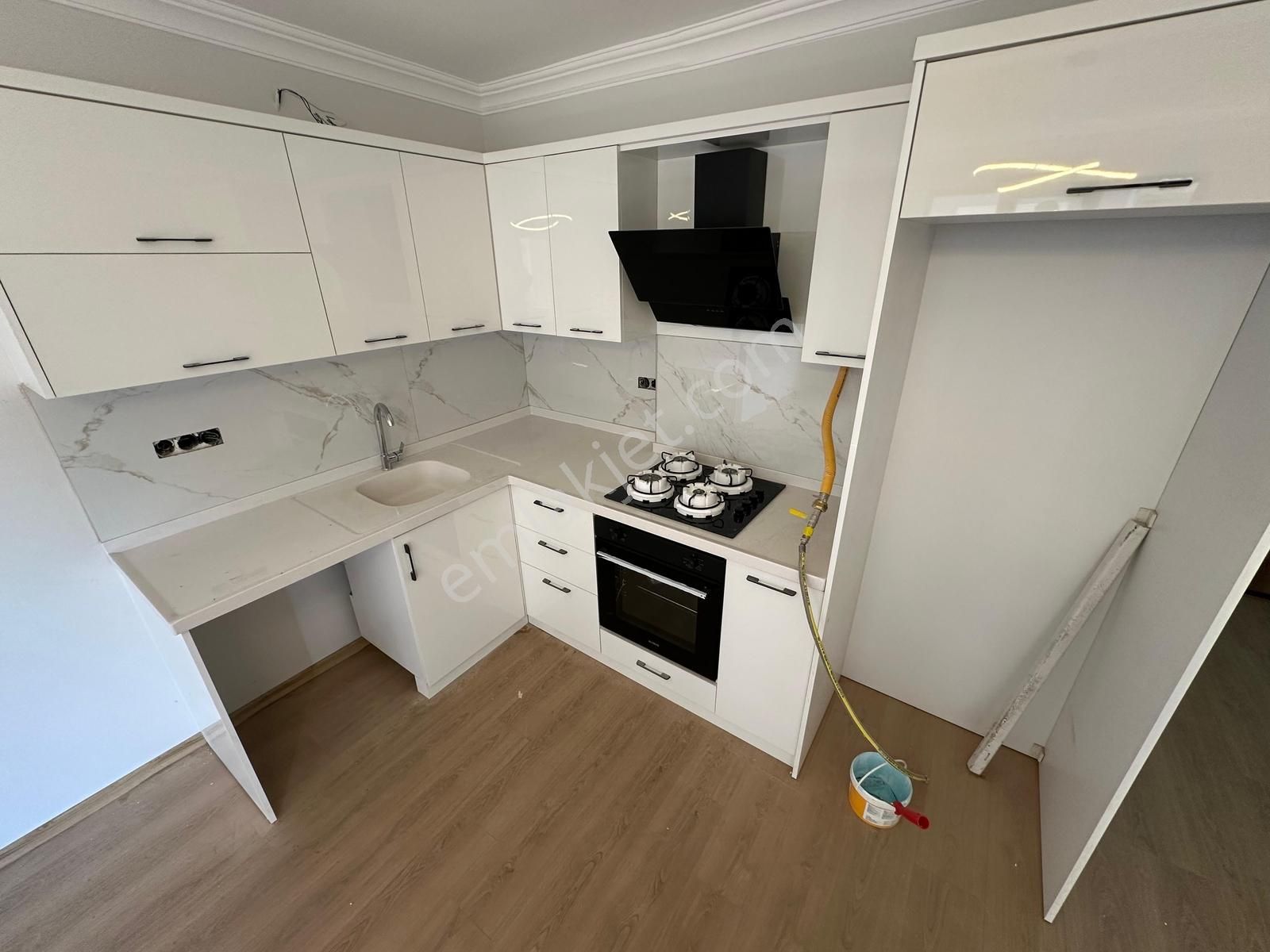 Kumsaldan!! Ege Kafe Mevkii Ara Kat Masrafsız_1+1_geniş Daire!!! - Görsel 2