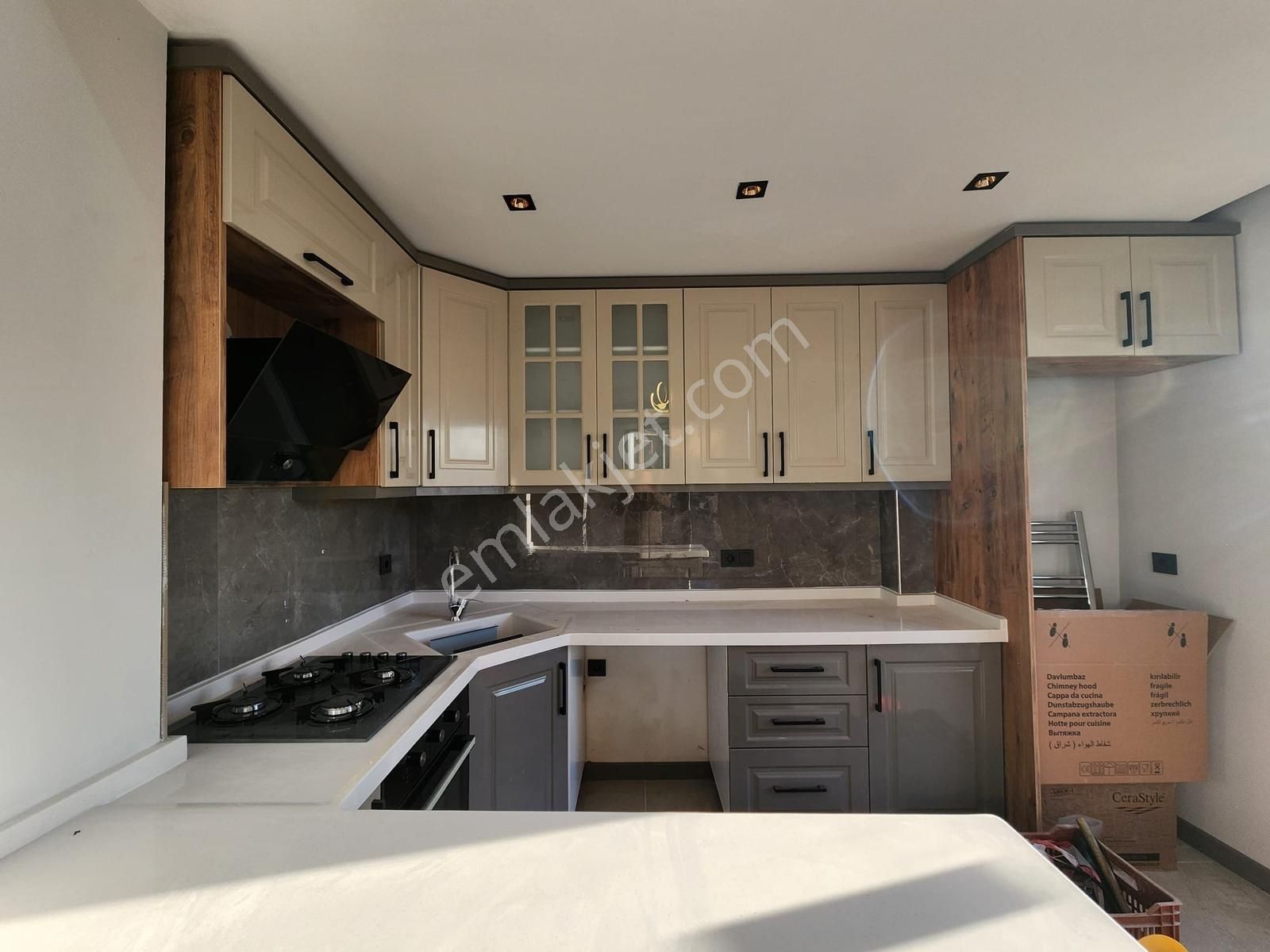 Kumsaldan Zeytinli'de Doğa İle İç İçe Ön Cephe_2+1_satılık Daire
