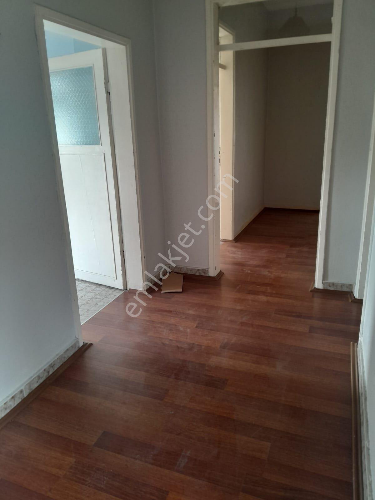 Adalet Gold Group Emlak'tan Kültür Mahallesi'nde Satılık 3+1 Sobalı Müstakil Daire - Görsel 3