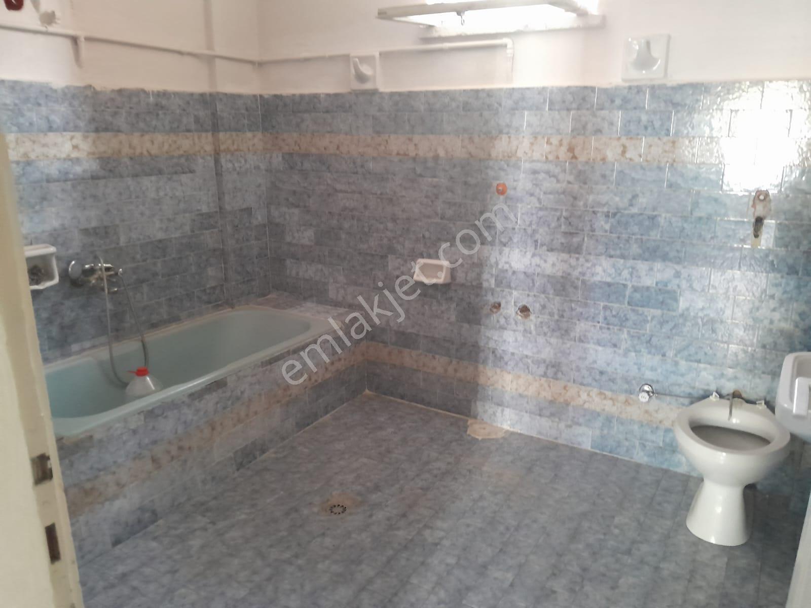 Adalet Gold Group Emlak'tan Kültür Mahallesi'nde Satılık 3+1 Sobalı Müstakil Daire - Görsel 5