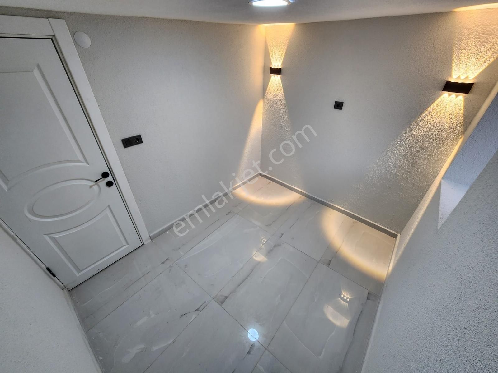 Kumsaldan Kızılkeçili'de Köy Havası Eşliğinde_1+1_bahçeli Daire! - Görsel 26