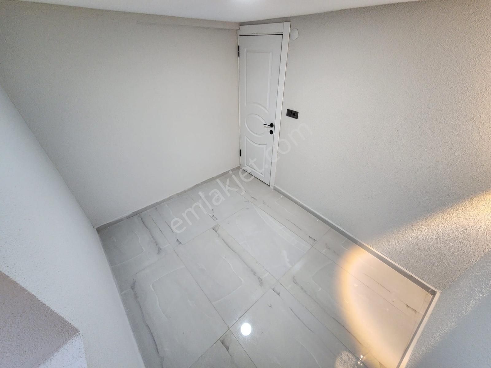 Kumsaldan Kızılkeçili'de Köy Havası Eşliğinde_1+1_bahçeli Daire! - Görsel 27