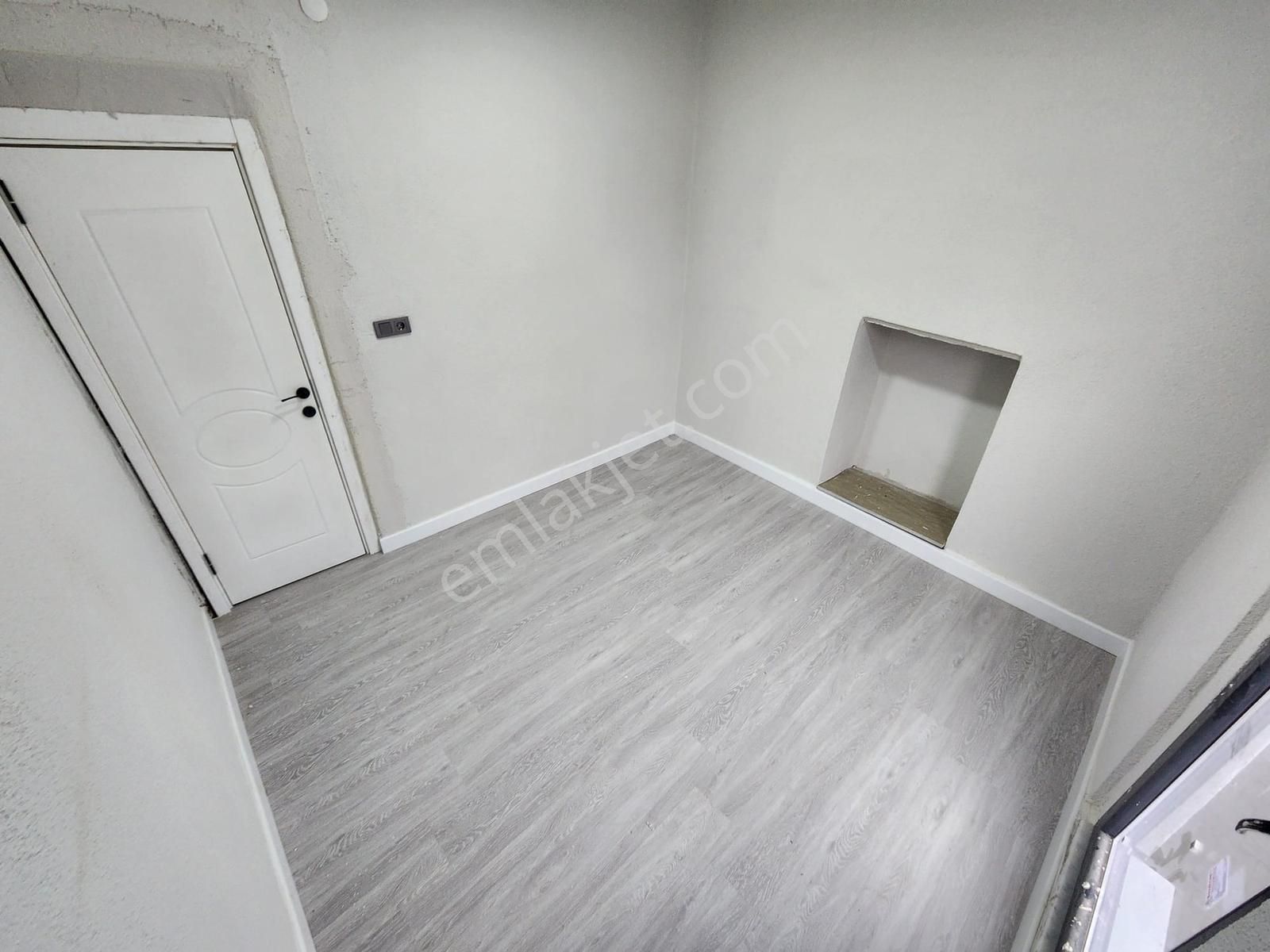 Kumsaldan Kızılkeçili'de Köy Havası Eşliğinde_1+1_bahçeli Daire! - Görsel 24