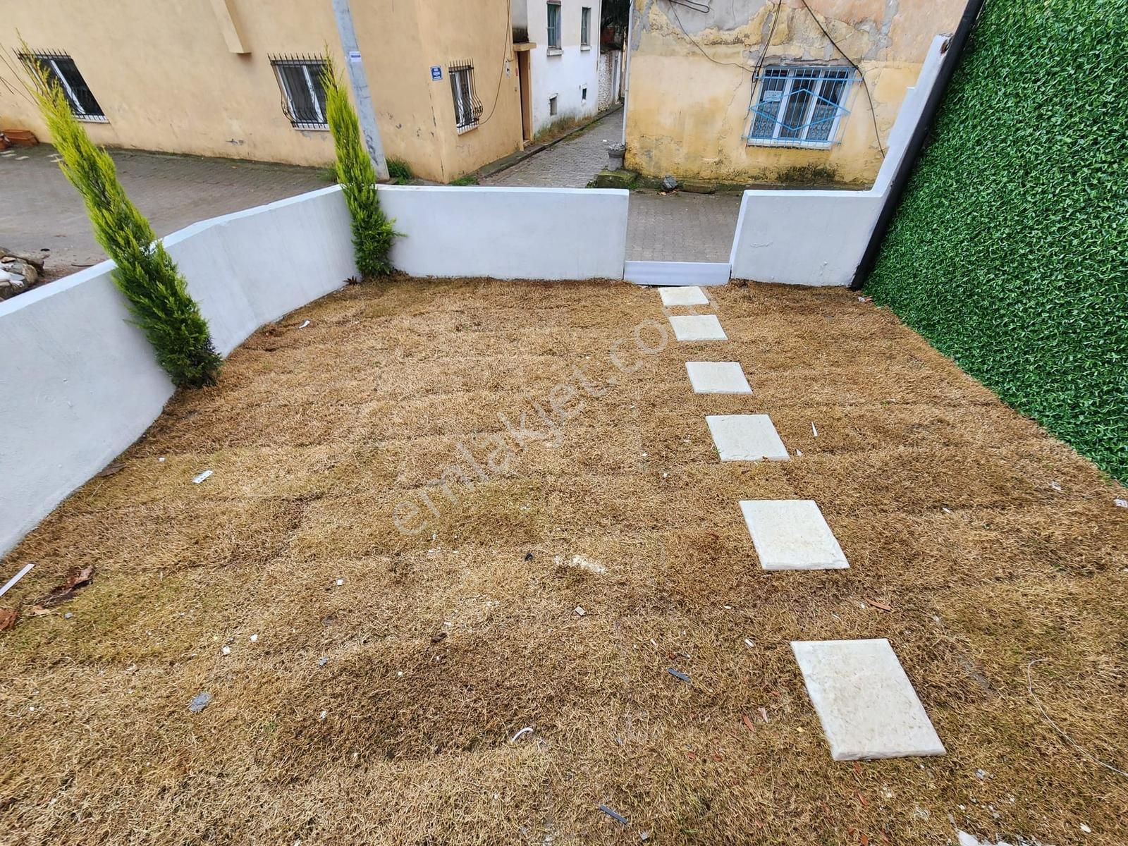 Kumsaldan Kızılkeçili'de Köy Havası Eşliğinde_1+1_bahçeli Daire! - Görsel 9