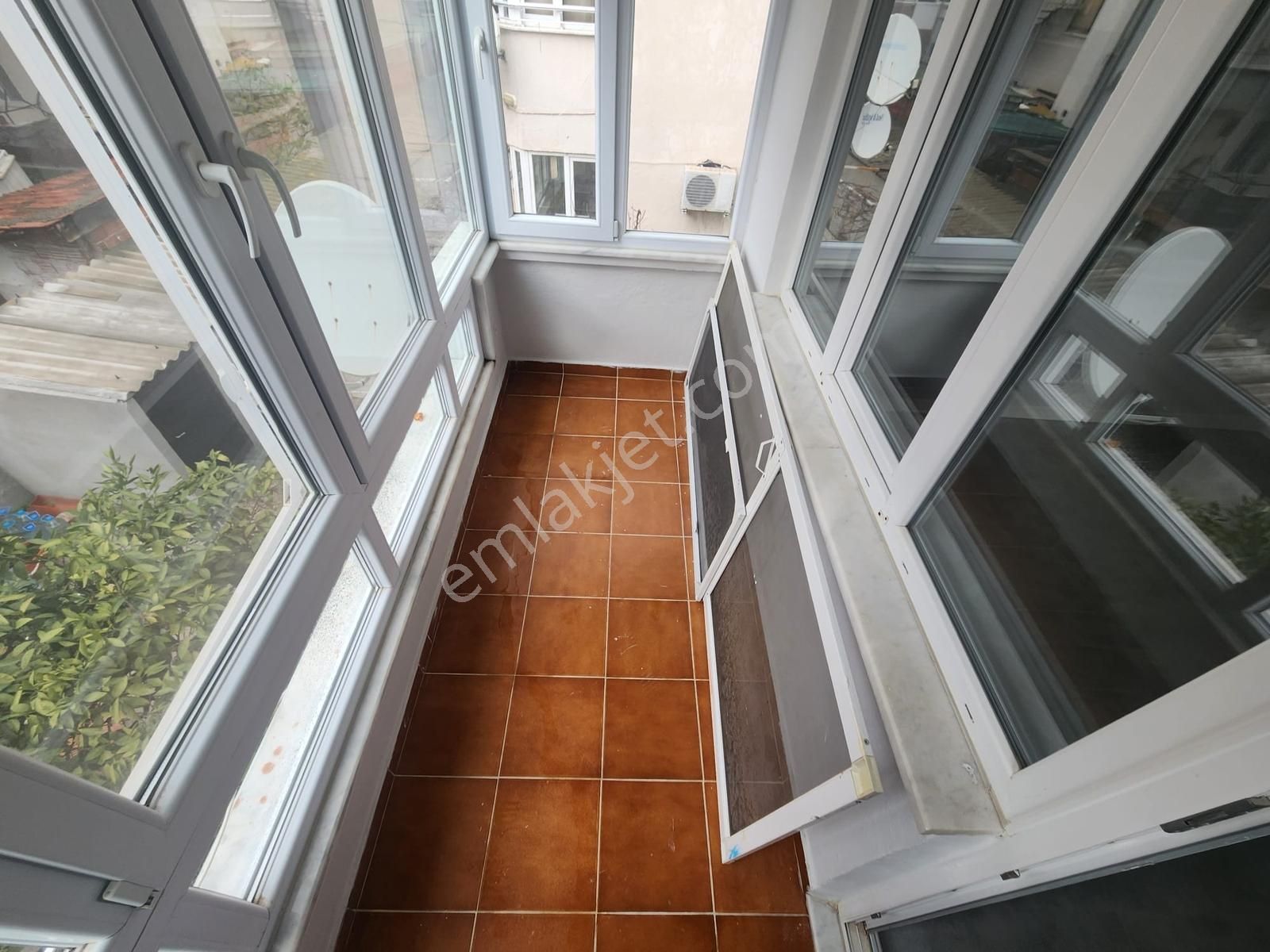 Kumsaldan Akçay'da En Çok Tercih Edilen Konumda Denize 150m 2+1! - Görsel 19