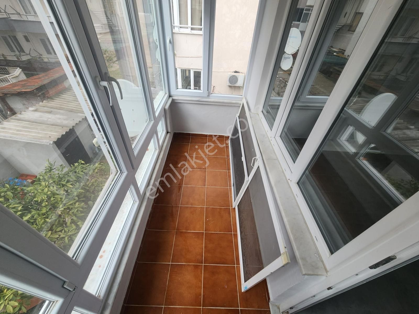 Kumsaldan Akçay'da En Çok Tercih Edilen Konumda Denize 150m 2+1! - Görsel 15