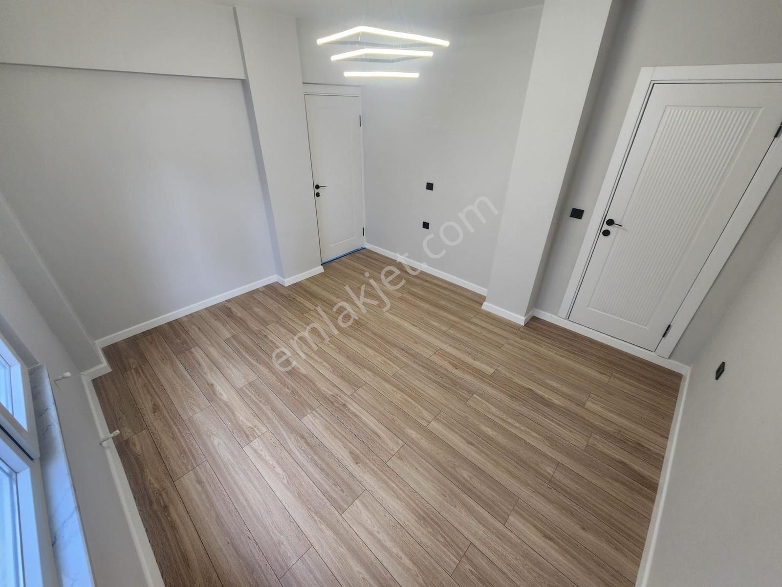 Kumsaldan Akçayda Denize 300mt Ebeveyn Banyolu_2+1_öncephe Daire - Görsel 30