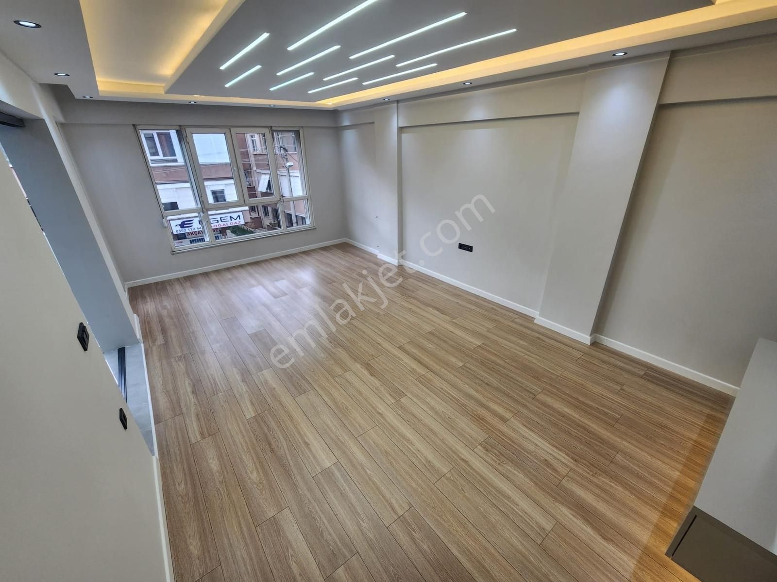 Kumsaldan Akçayda Denize 300mt Ebeveyn Banyolu_2+1_öncephe Daire - Görsel 2