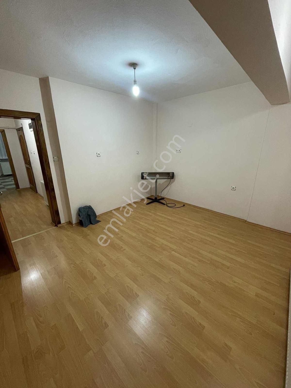 Yenibağlar Mahallesi'nde 2+1 Kiralık Daire - Görsel 4