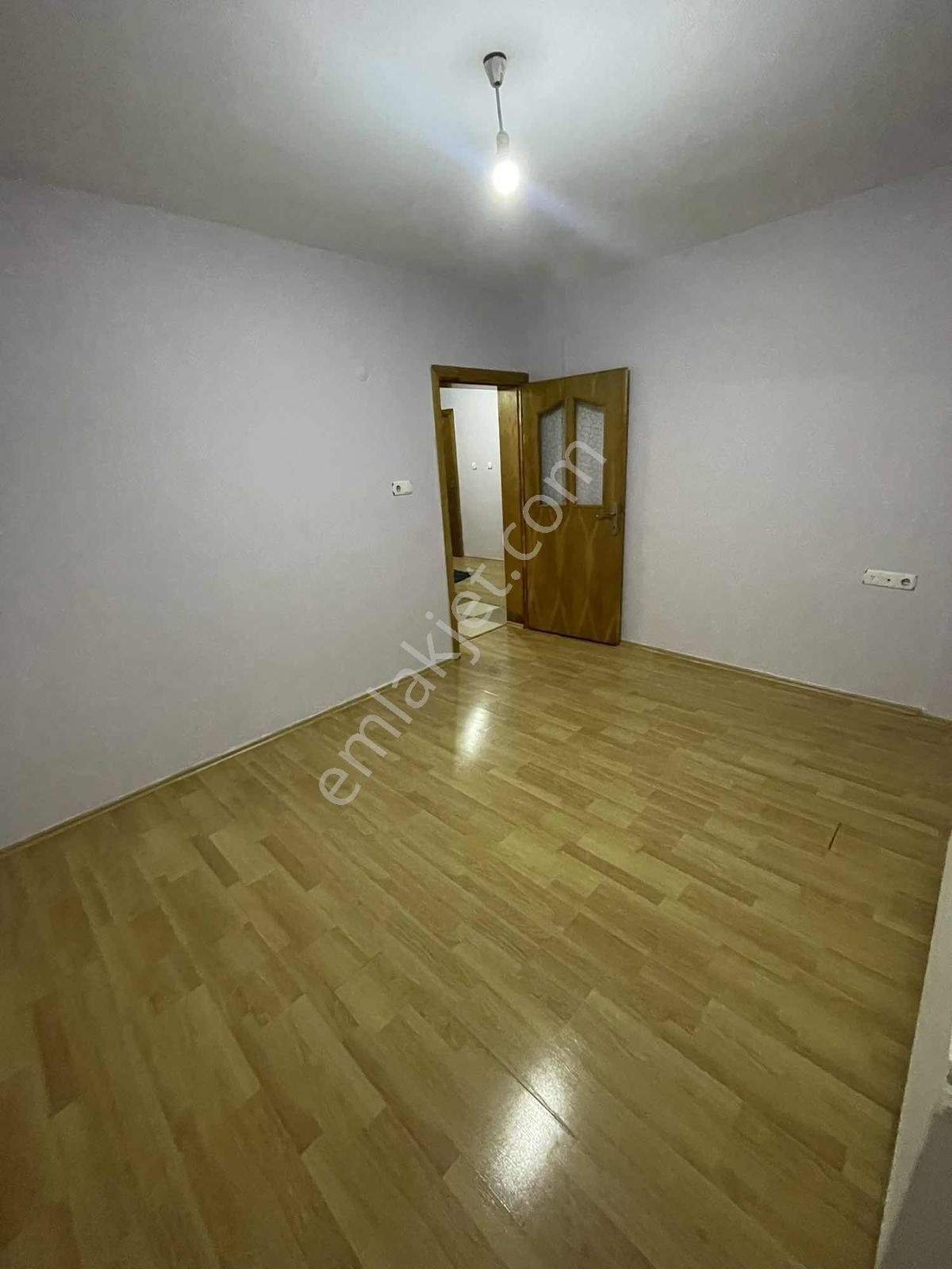 Yenibağlar Mahallesi'nde 2+1 Kiralık Daire - Görsel 6