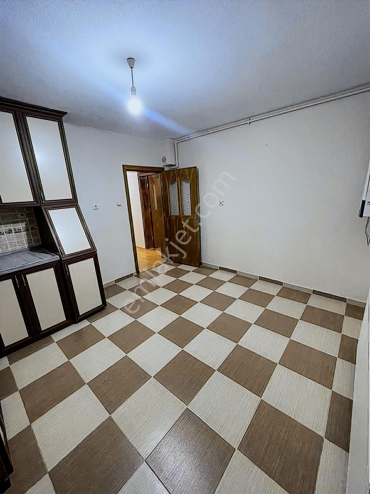Yenibağlar Mahallesi'nde 2+1 Kiralık Daire - Görsel 10