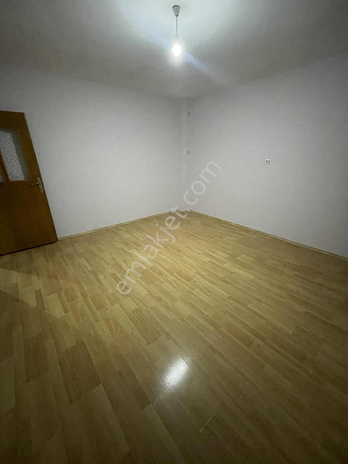 Yenibağlar Mahallesi'nde 2+1 Kiralık Daire - Görsel 12