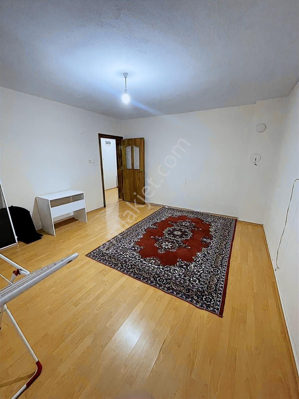 Yenibağlar Mahallesi'nde 2+1 Kiralık Daire - Görsel 13