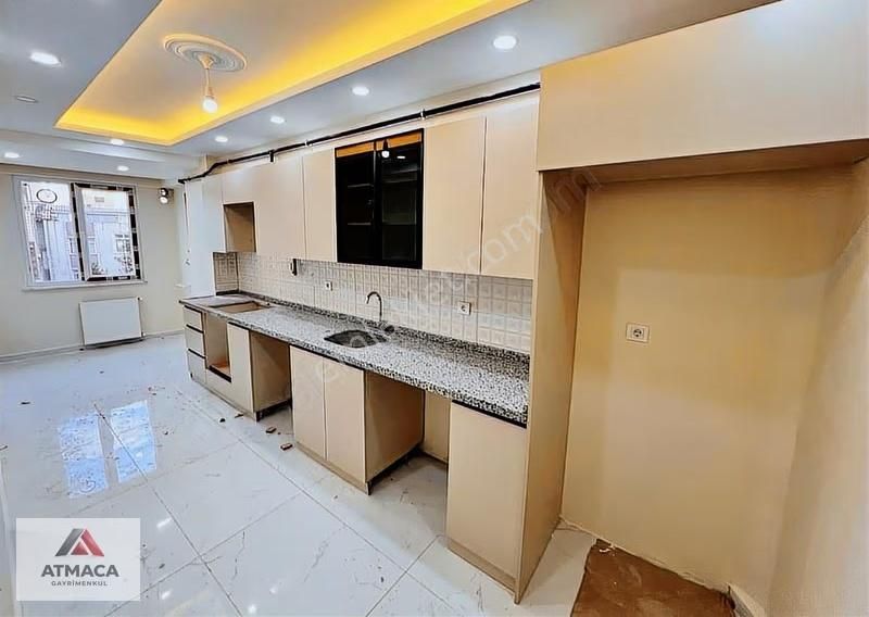 Gültepe Mah'de 2+1 85m2 Sıfır Satılık Arakat Daire